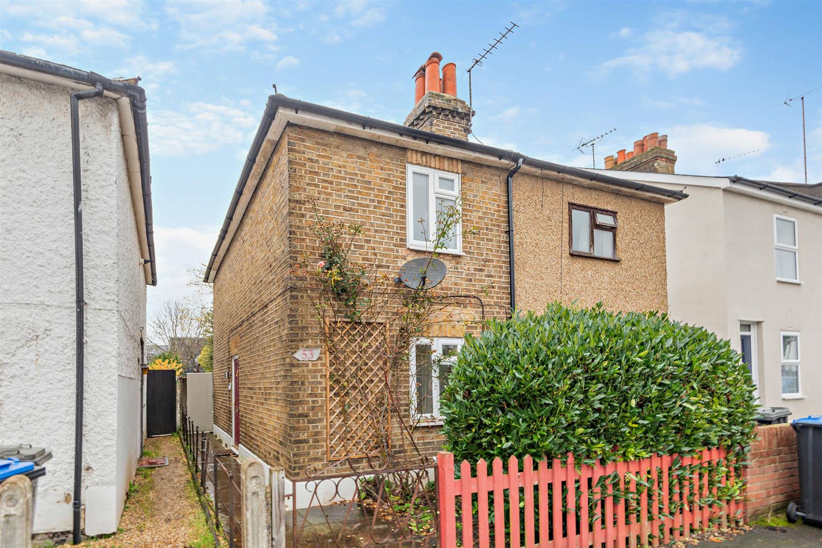 New Road, Staines-Upon-Thames