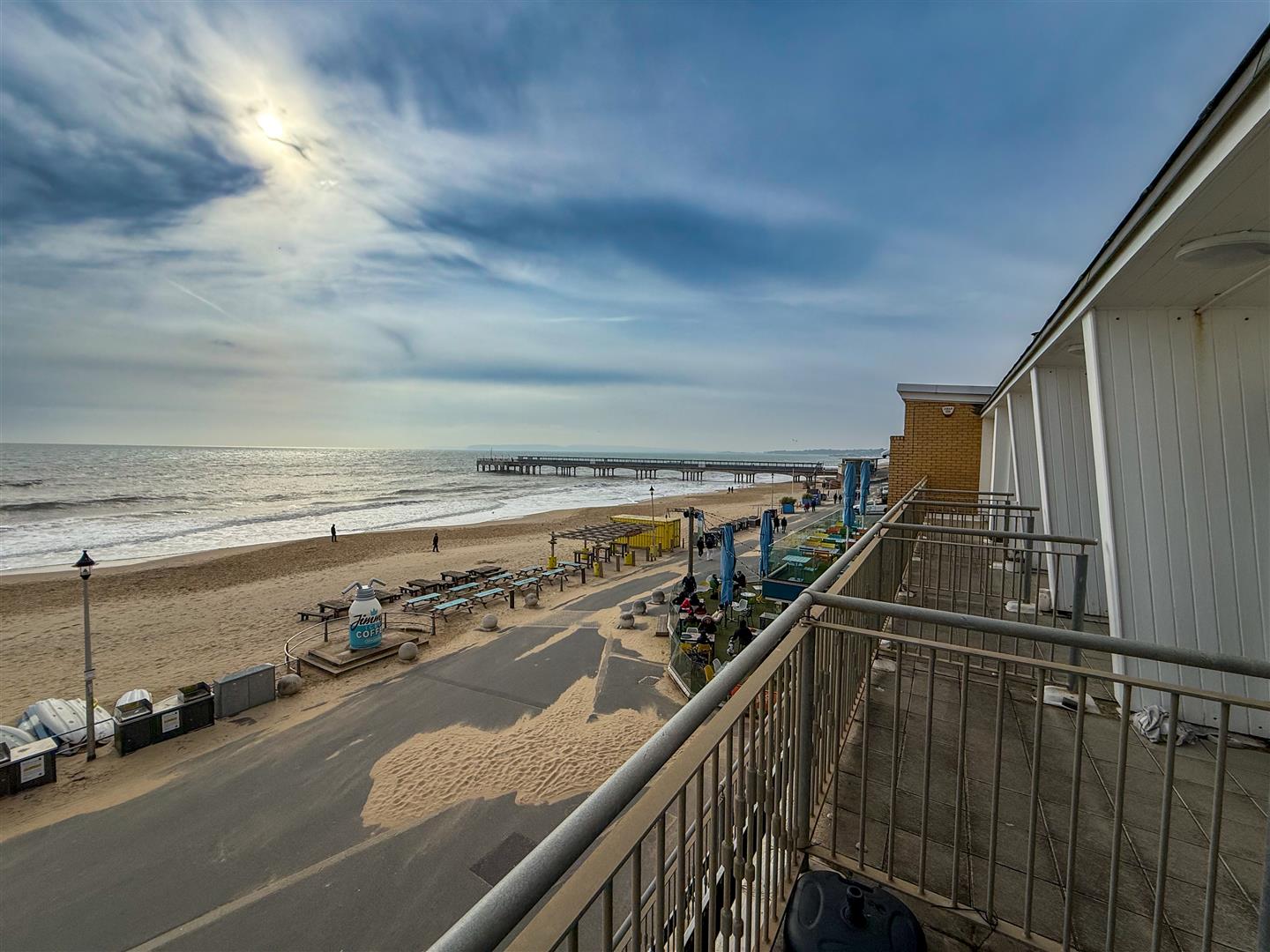 Overtstrand, Boscombe pier, Boscombe