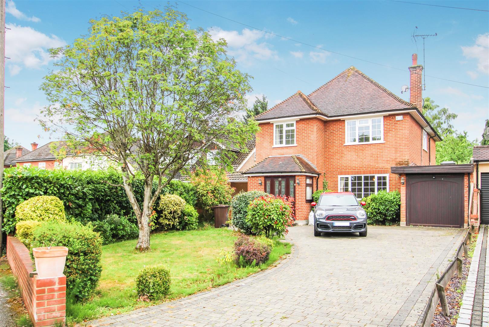4 Bed                                        House - Detached