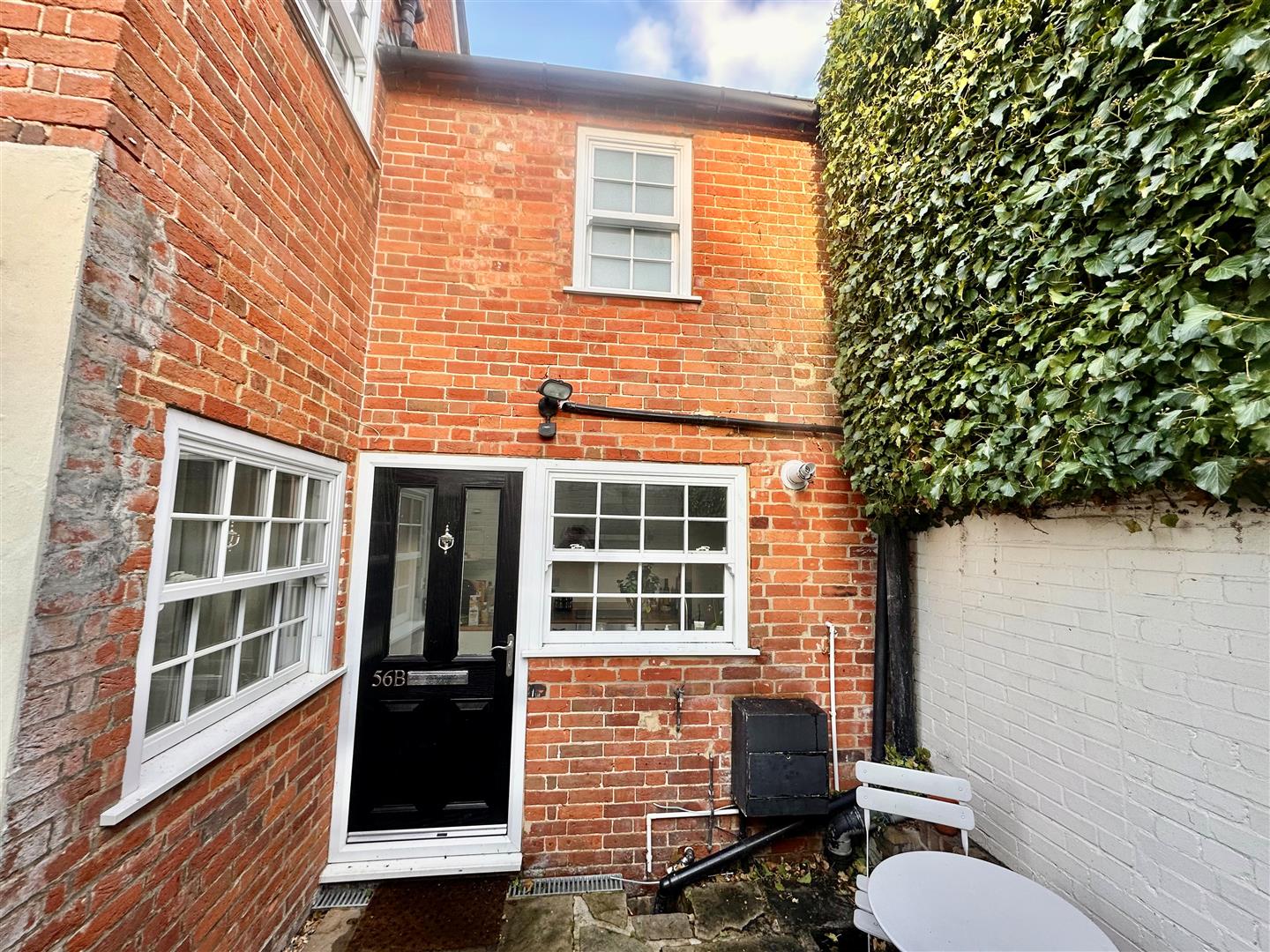 Trueman &amp; Grundy | Long Garden Walk, Farnham - Trueman &amp; Grundy