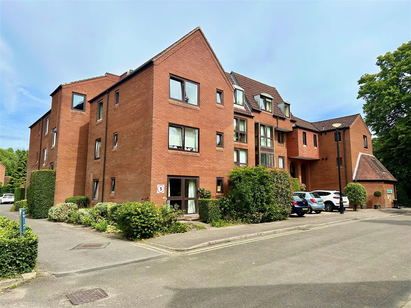 Trueman &amp; Grundy | South Street, Farnham - Trueman &amp; Grundy