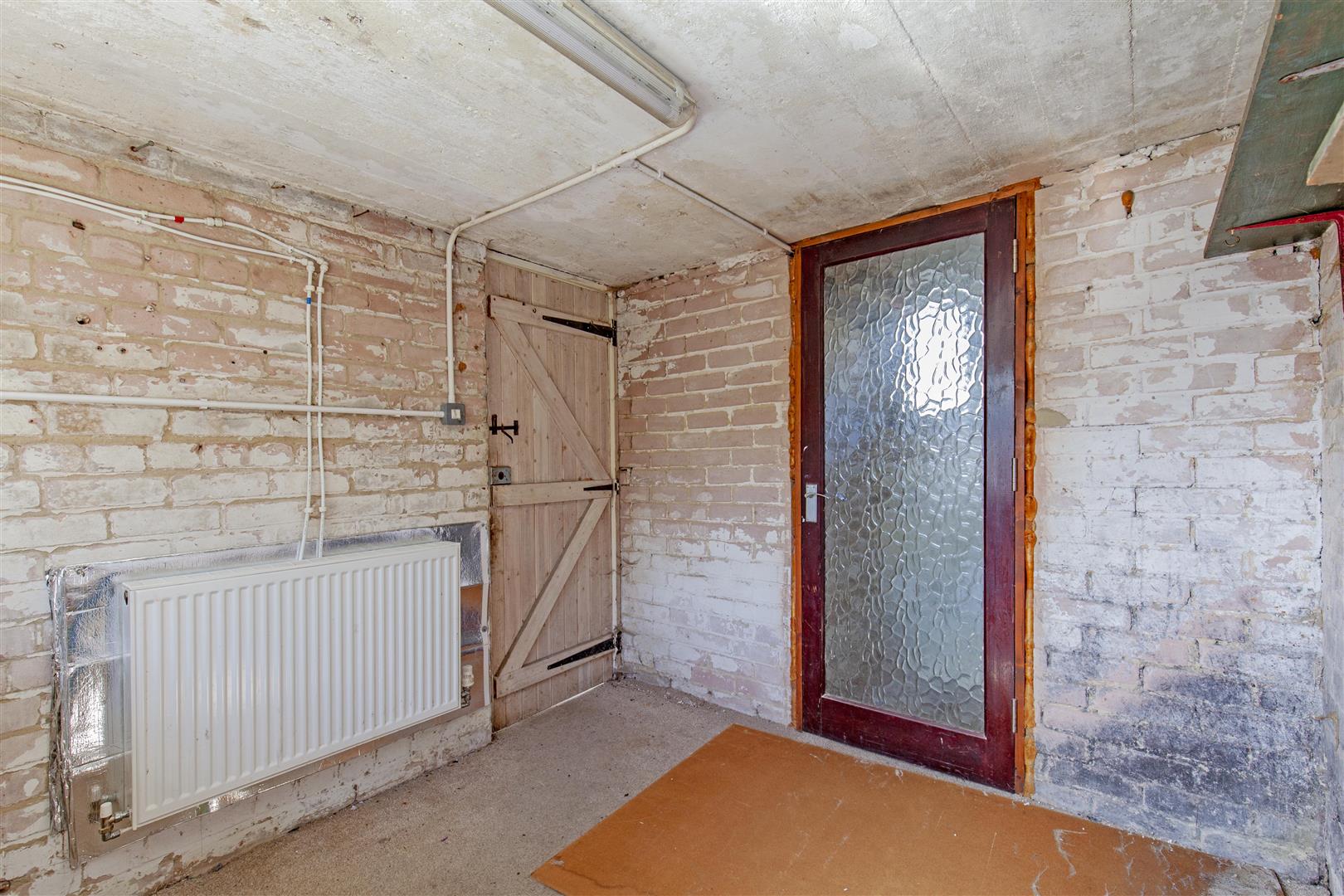 28, Pinfold Road, Tideswell, Buxton, Derbyshire, SK17 8PN