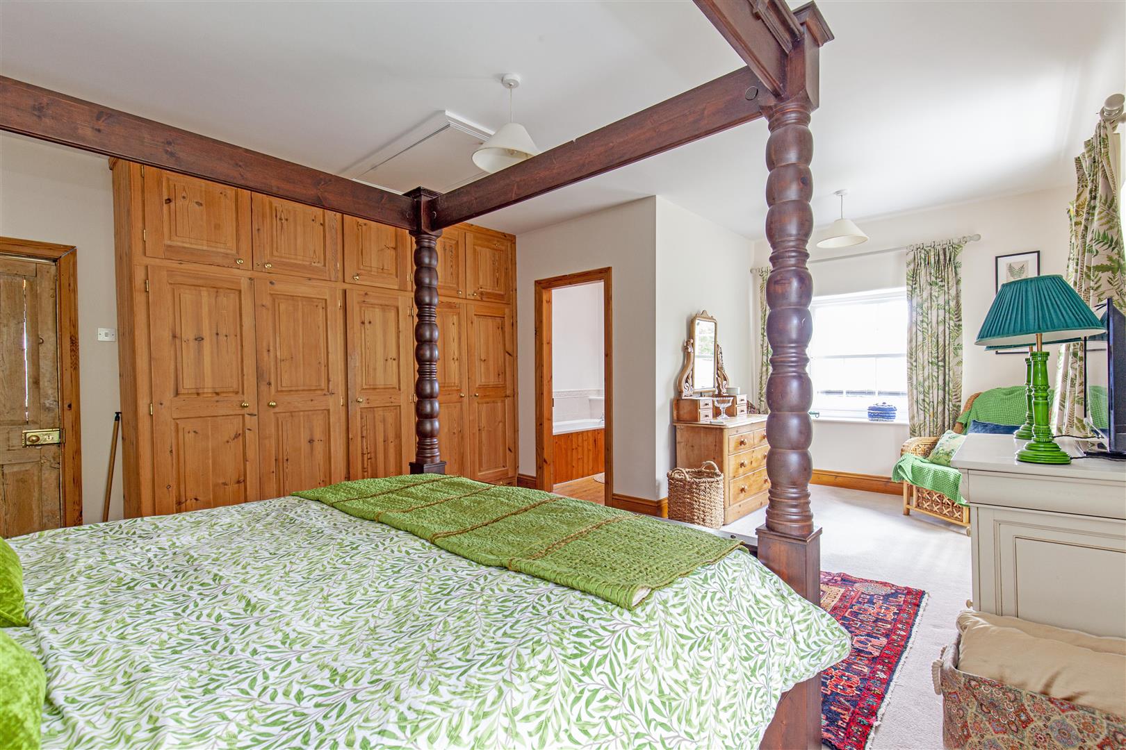 Dakins House, Main Street, Taddington, SK17 9TU
