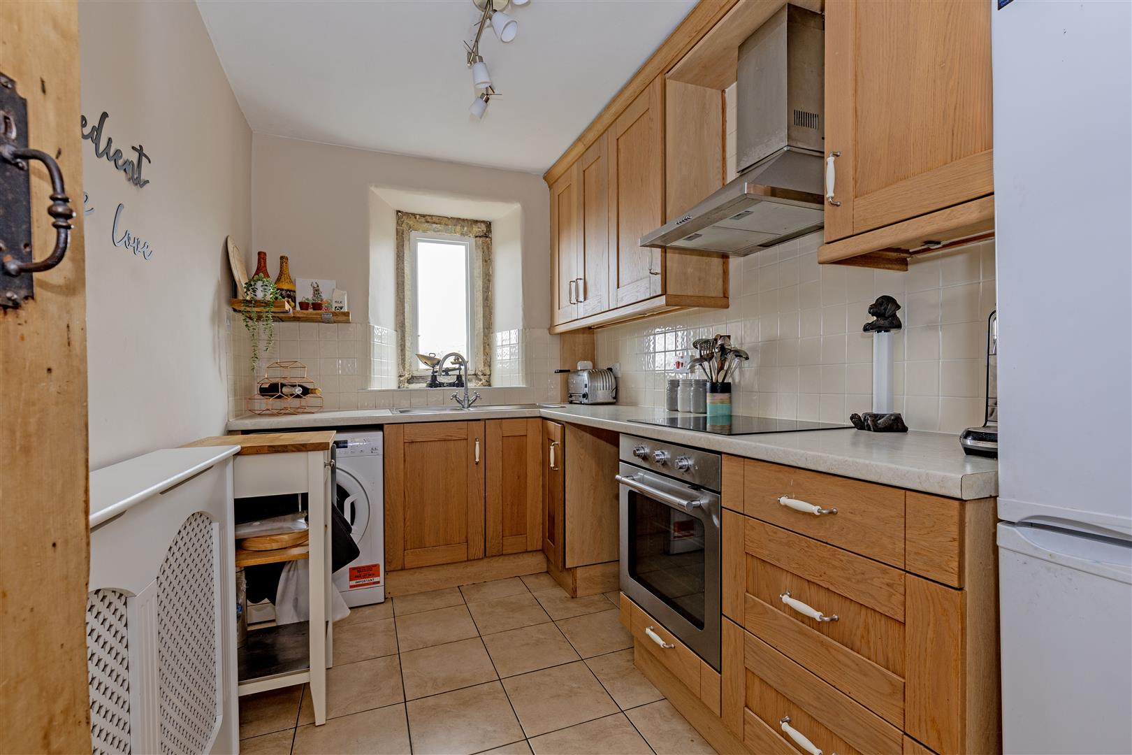 46, Middle Row, Cressbrook, Buxton, Derbyshire, SK17 8SX