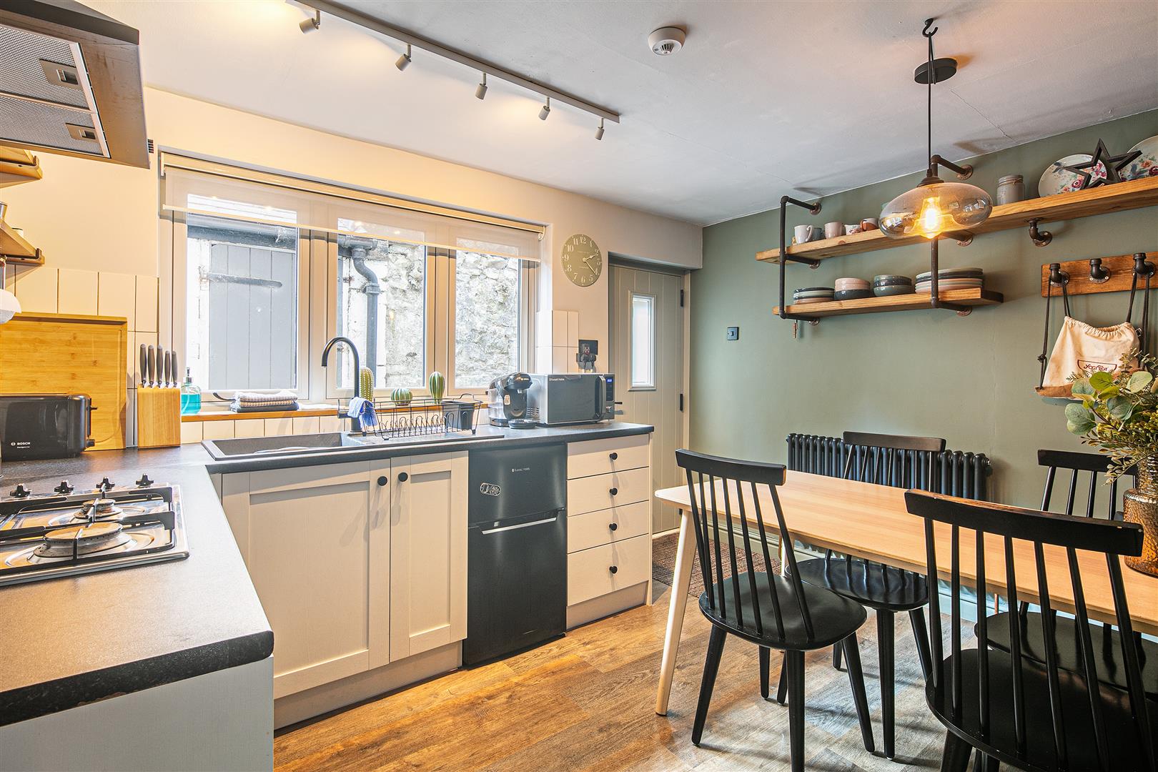 Cobblers Cottage, High Street, Tideswell, SK17 8LB