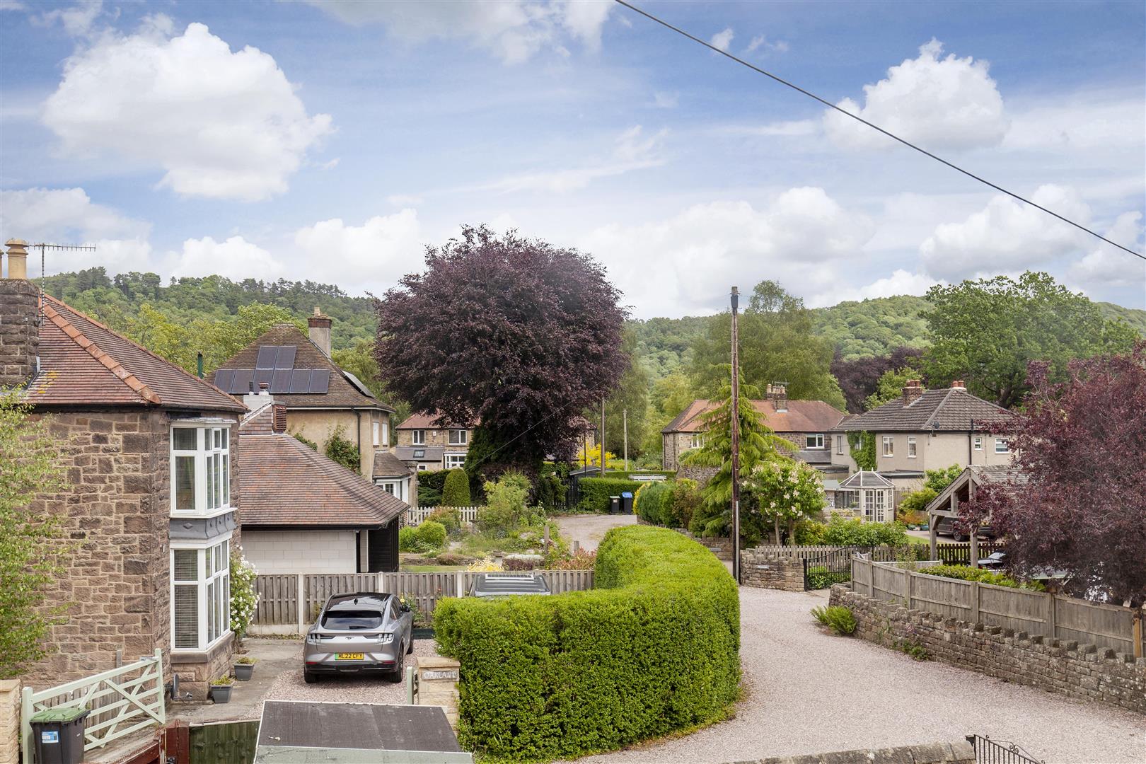 Marcroft, Haddon Road, Bakewell, DE45 1EP