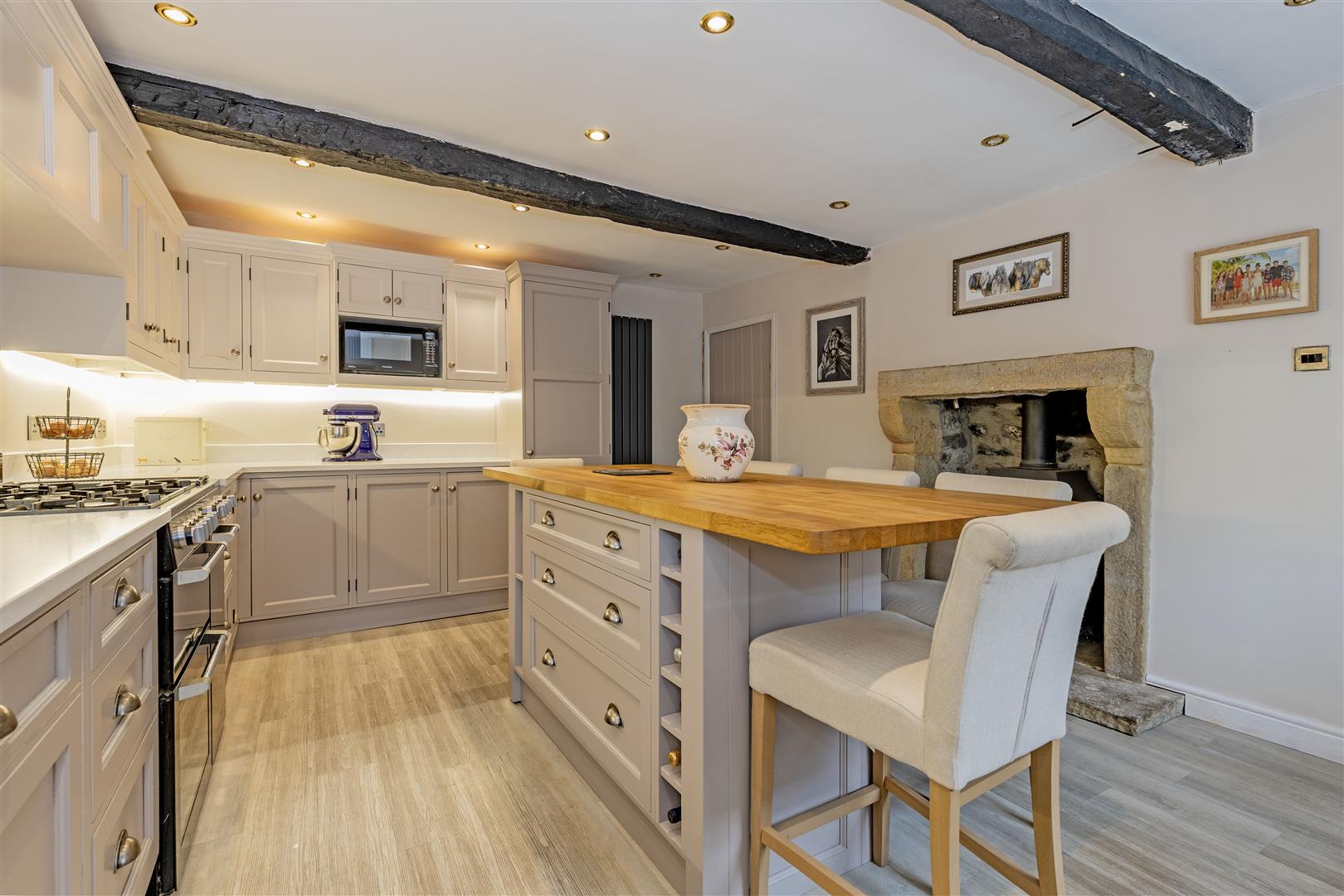 Fountainwell Cottage, Fountain Square, Church Street, Youlgrave, DE45 1UR
