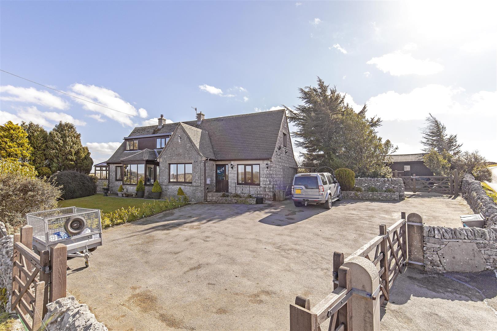 Bank Farm House, Tideswell, SK17 8RB