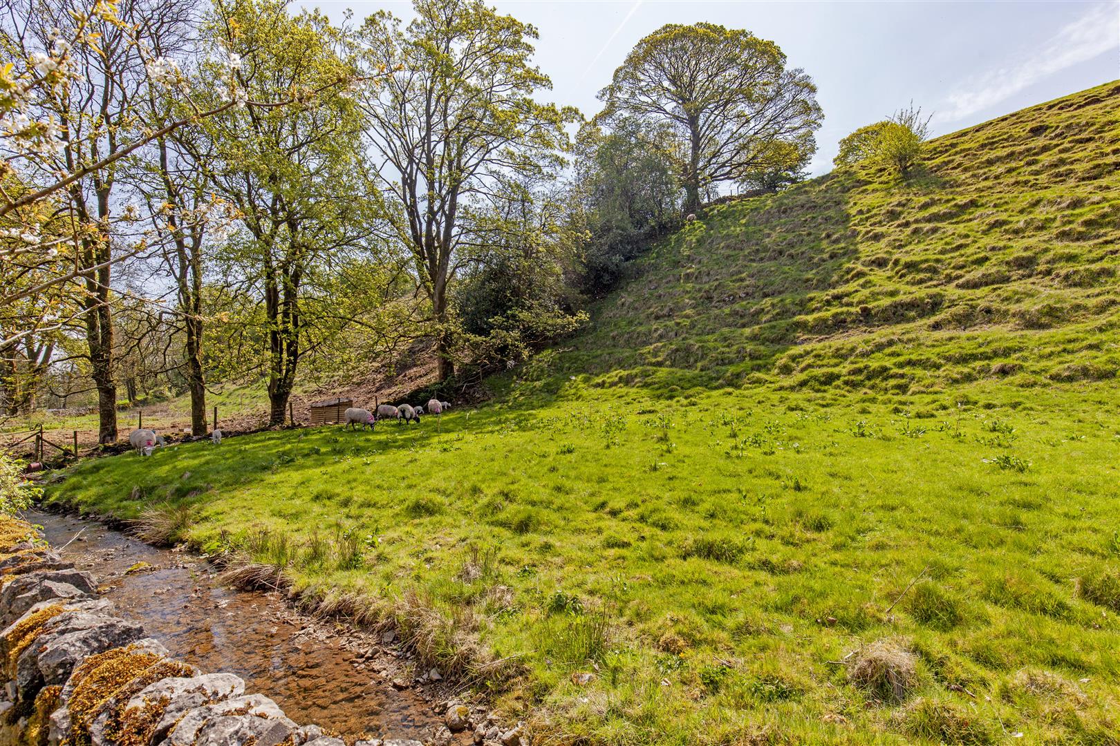 Brookside, Manchester Road, Tideswell, SK17 8LL