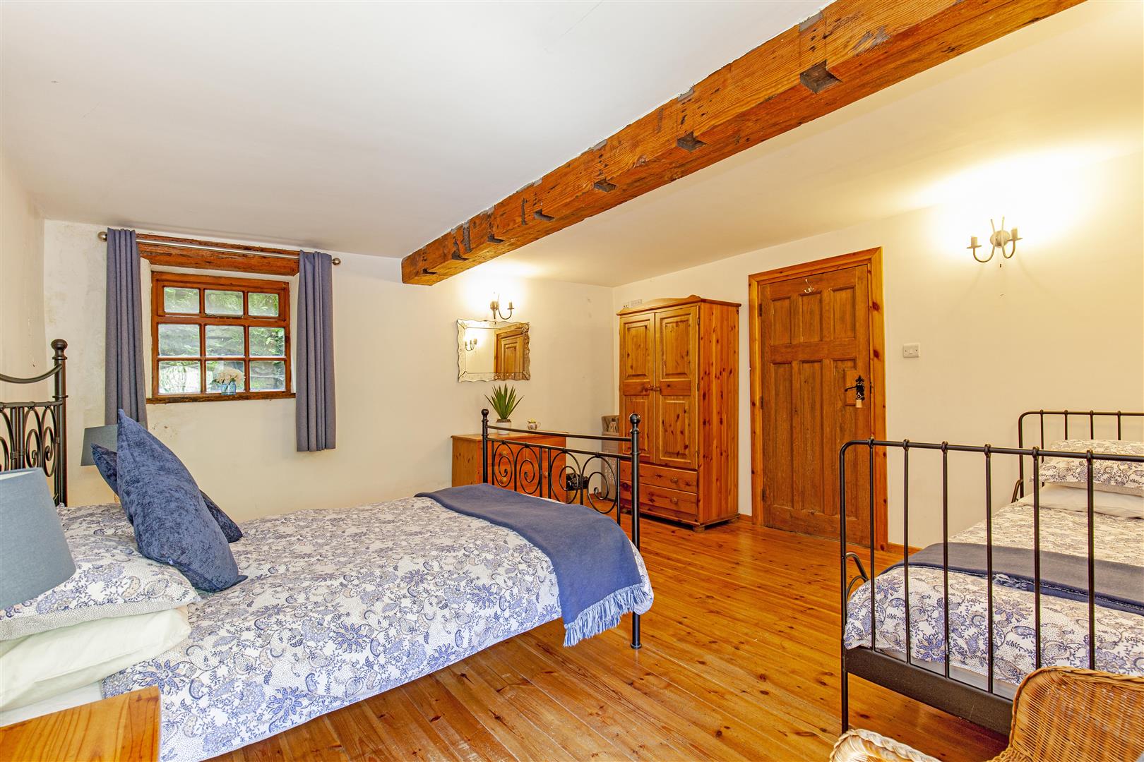 Milne House & Barn, Millers Dale, SK17 8SN