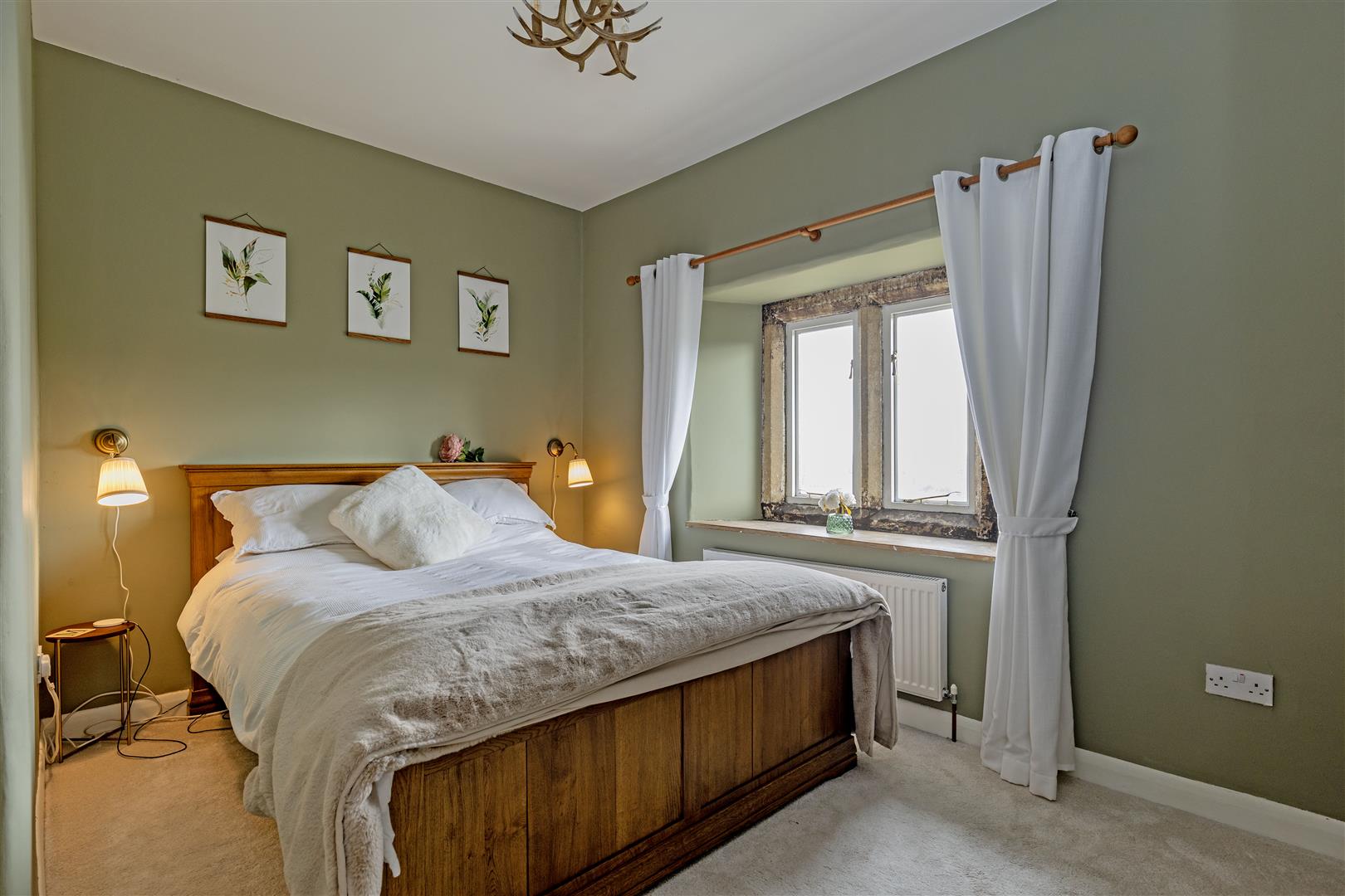 46, Middle Row, Cressbrook, Buxton, Derbyshire, SK17 8SX