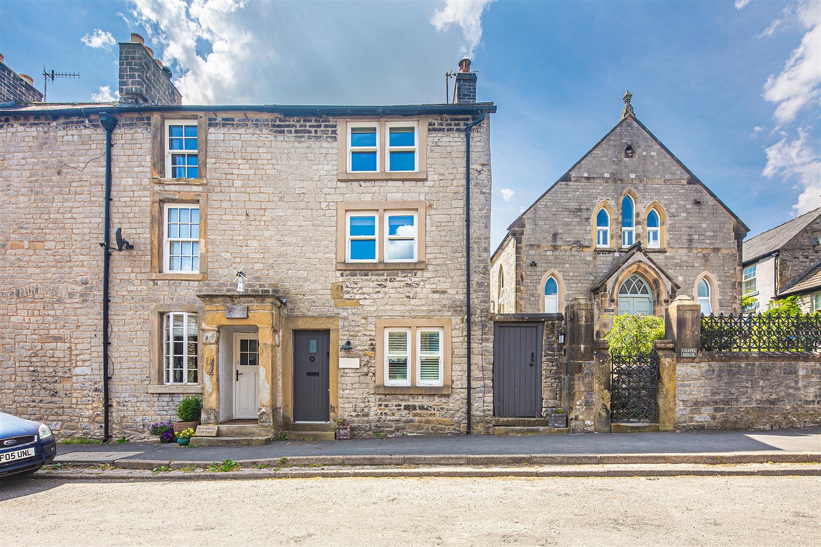 Cobblers Cottage, High Street, Tideswell, SK17 8LB