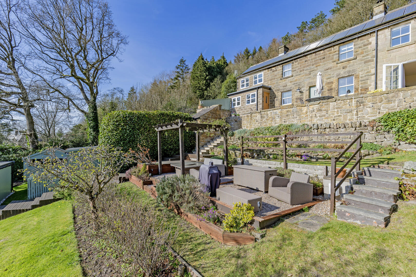Hill Crest, Bent Lane, Darley Dale, DE4 2HN