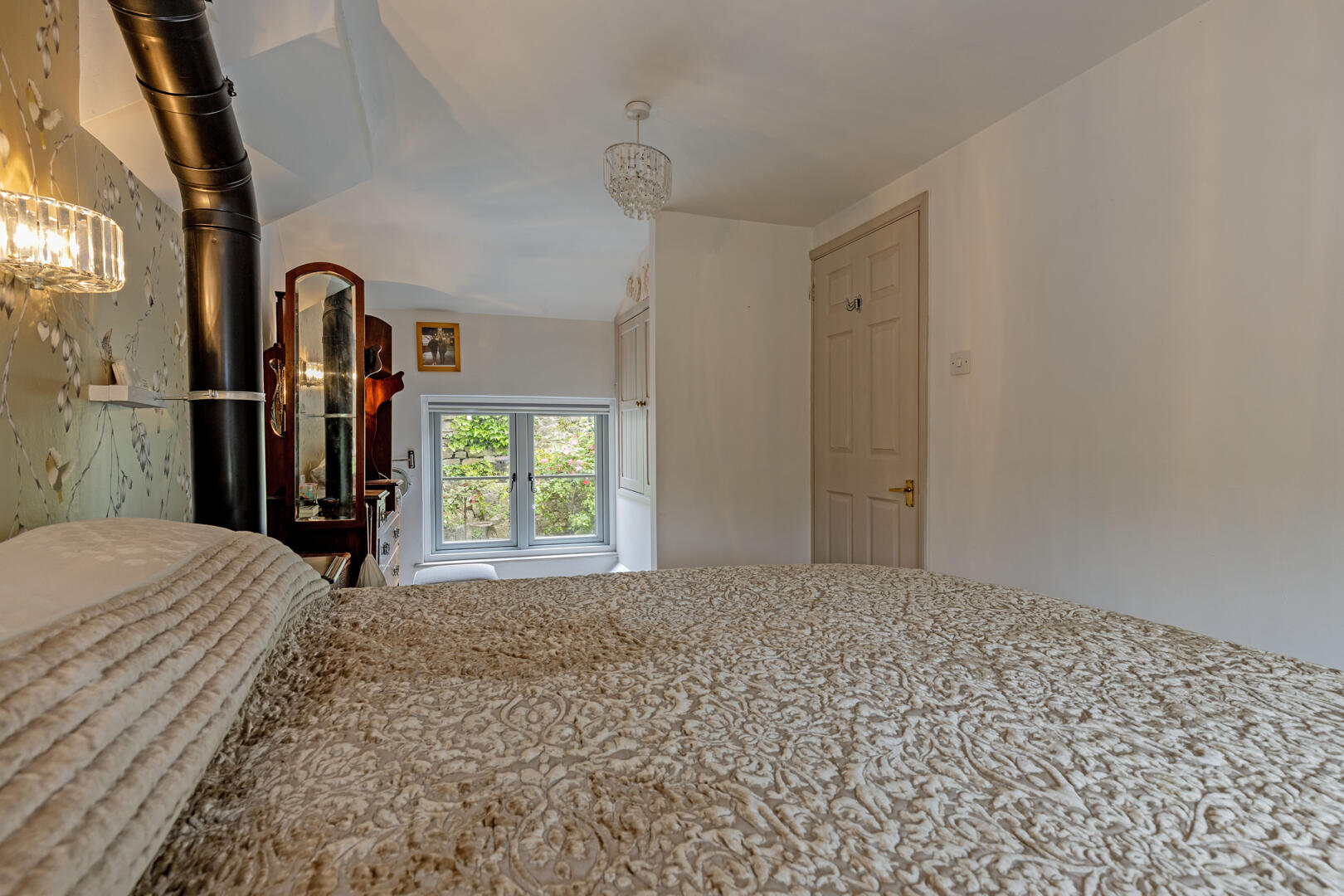 Tahoe, Lower Terrace Road, Tideswell, Buxton, SK17 8LX