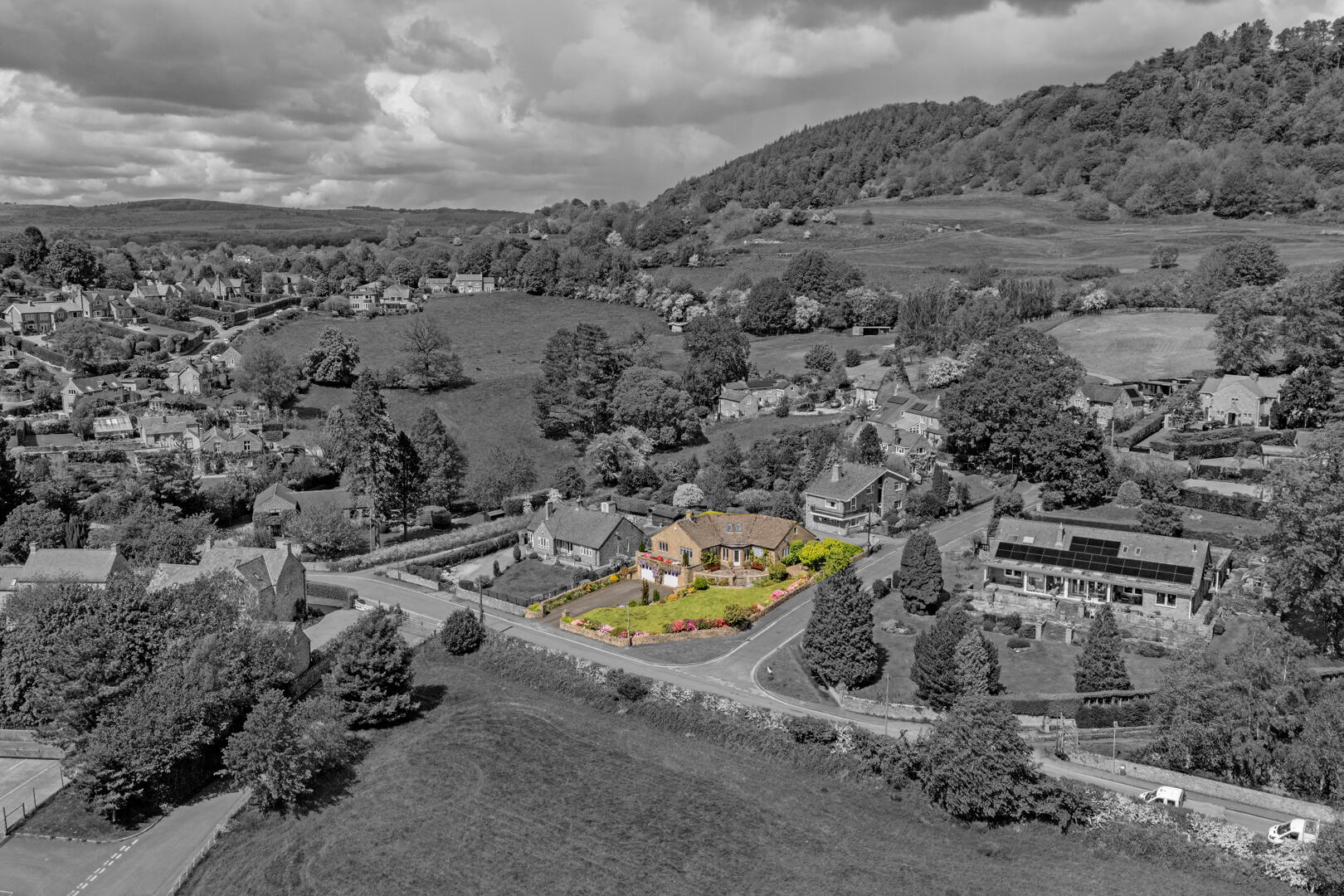 Low Wood, Coombs Road, Bakewell, DE45 1AQ