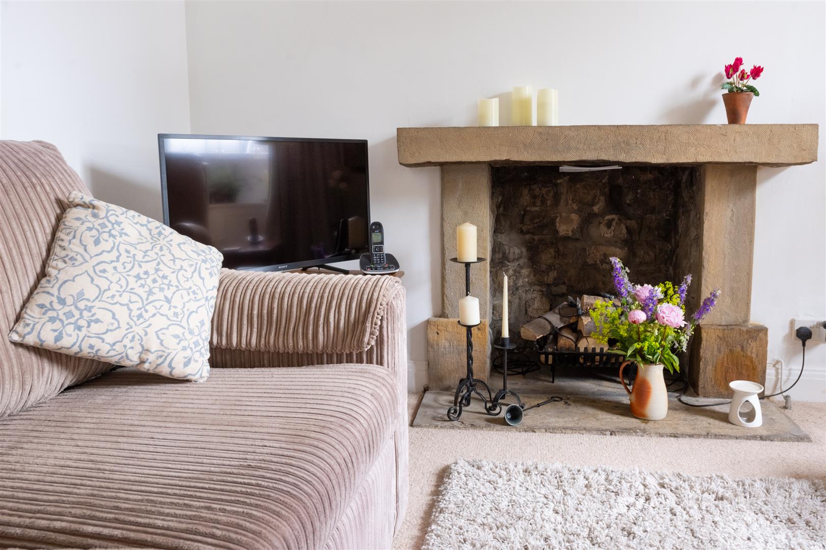 Miners House, 9 Church Street, Tideswell, SK17 8PE