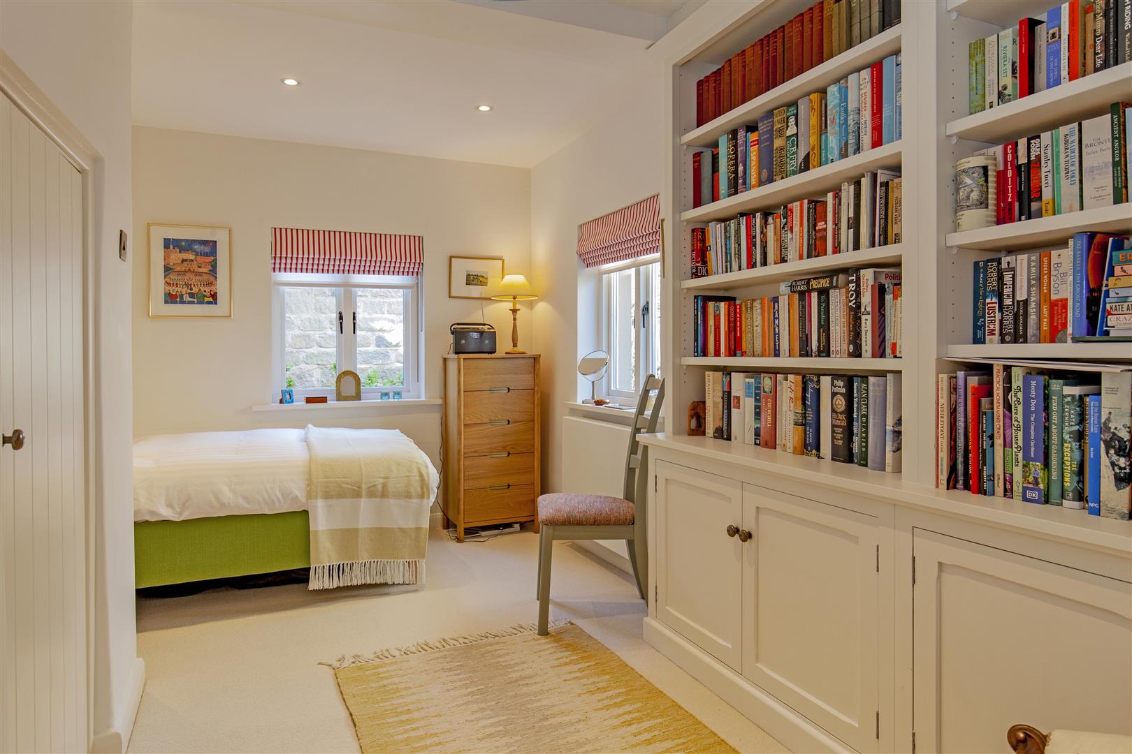 Whetstone Cottage, Eaton Hill, Baslow, DE45 1SB