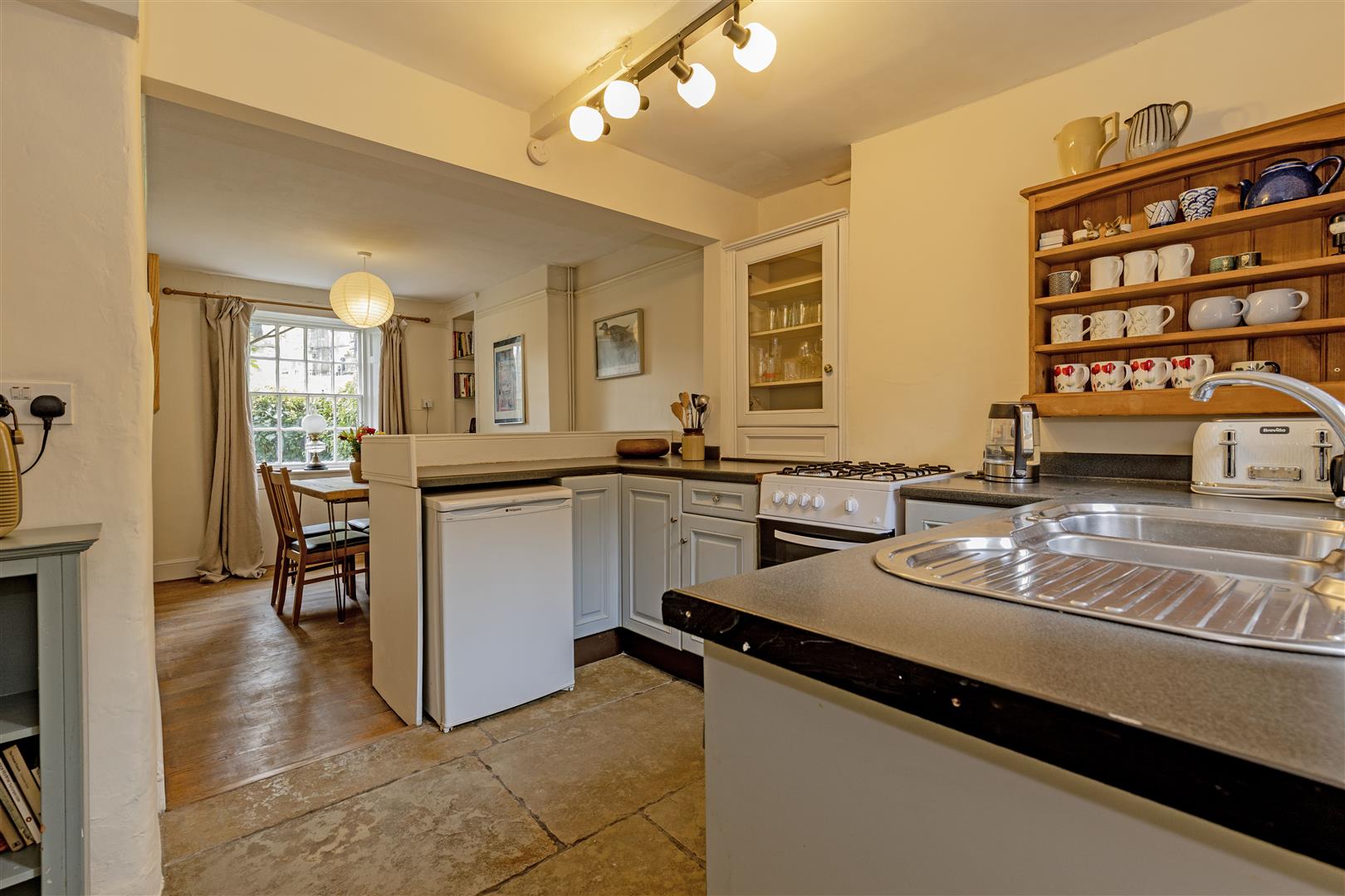 The Limes, 30 North Church Street, Bakewell, DE45 1DB