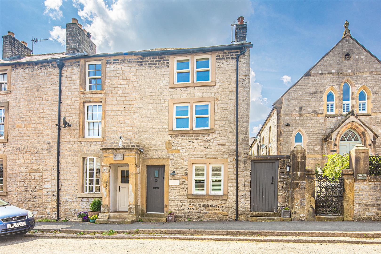 Cobblers Cottage, High Street, Tideswell, SK17 8LB