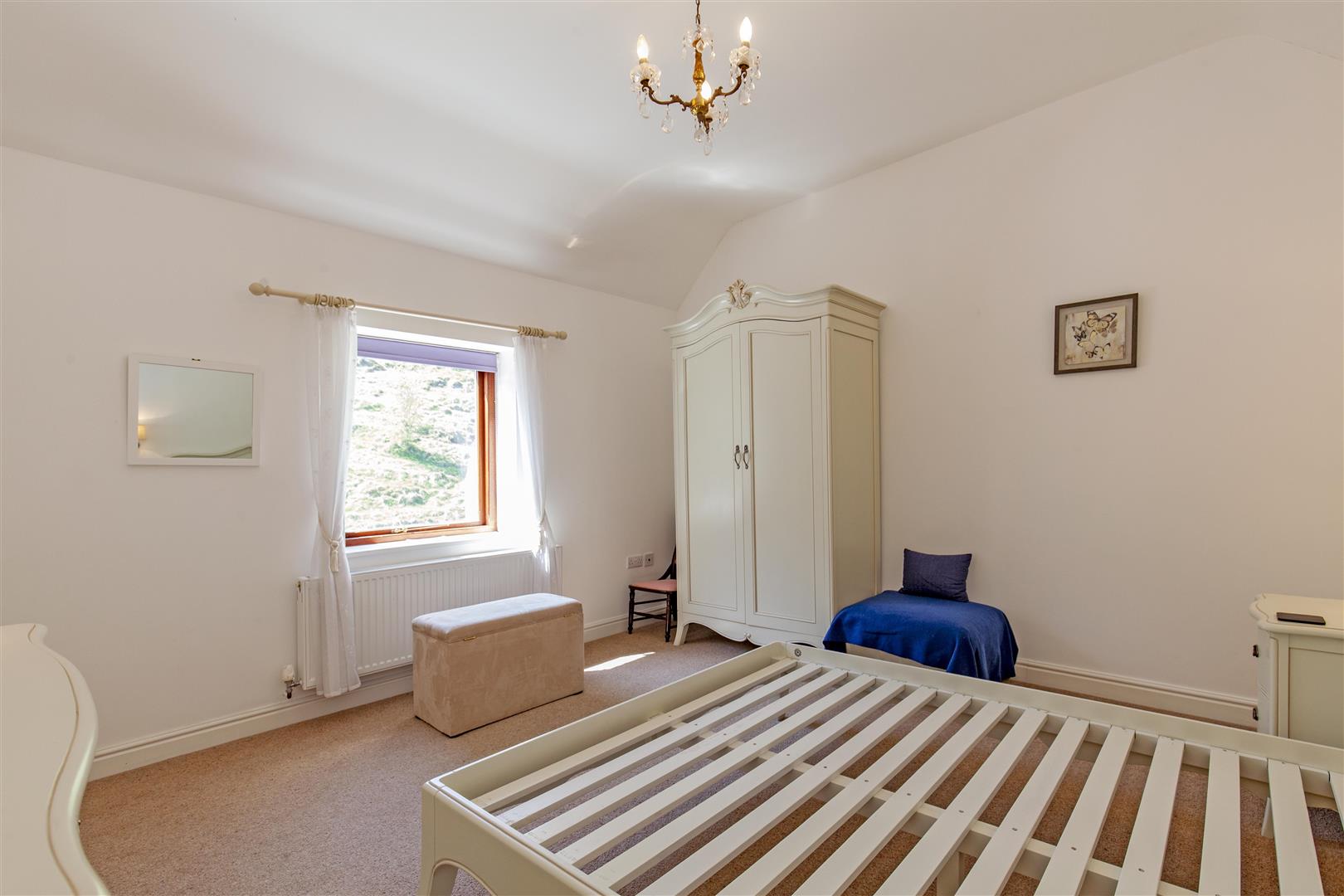 Brookside, Manchester Road, Tideswell, SK17 8LL