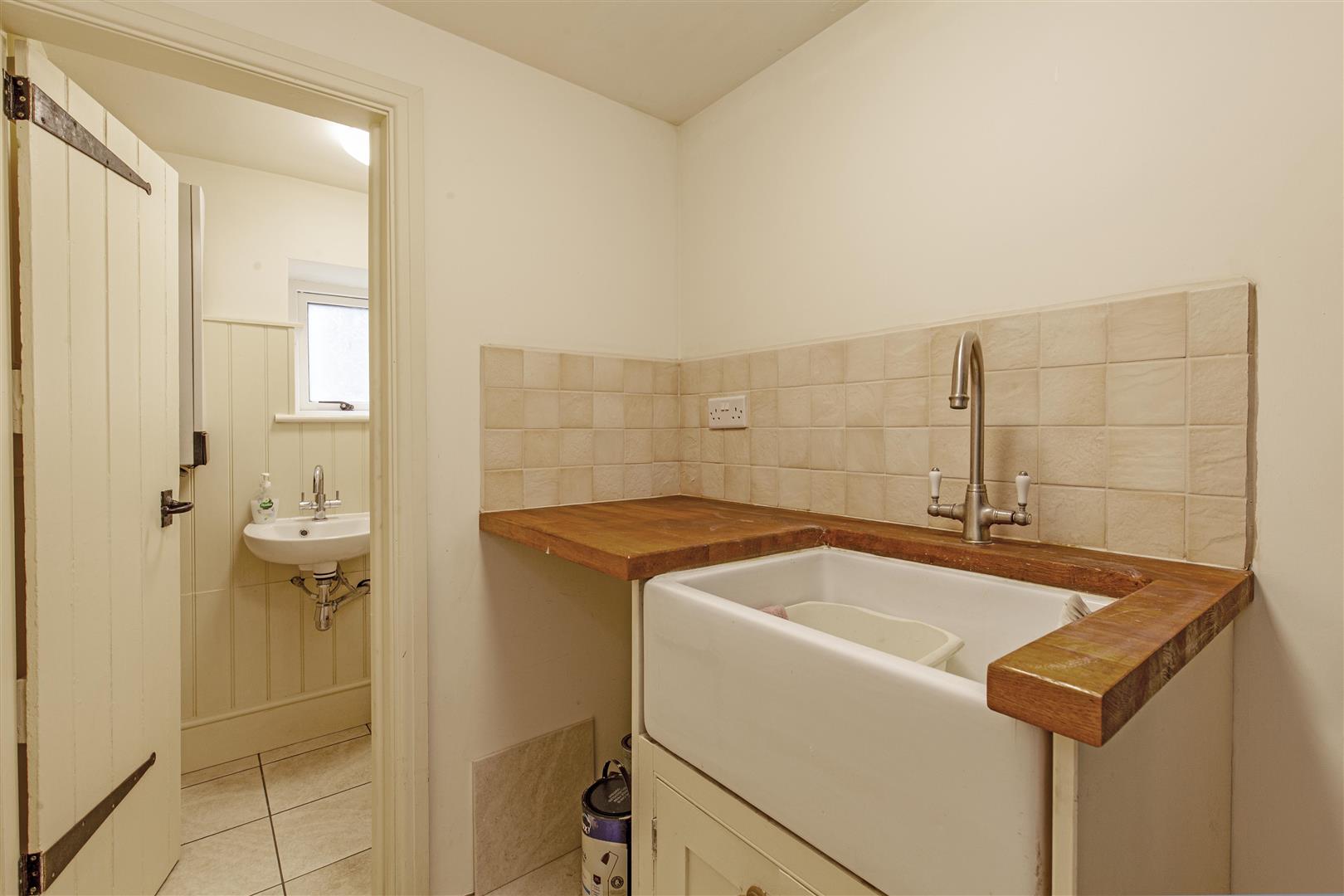 Bank House, Terrace Road, Tideswell, SK17 8NA