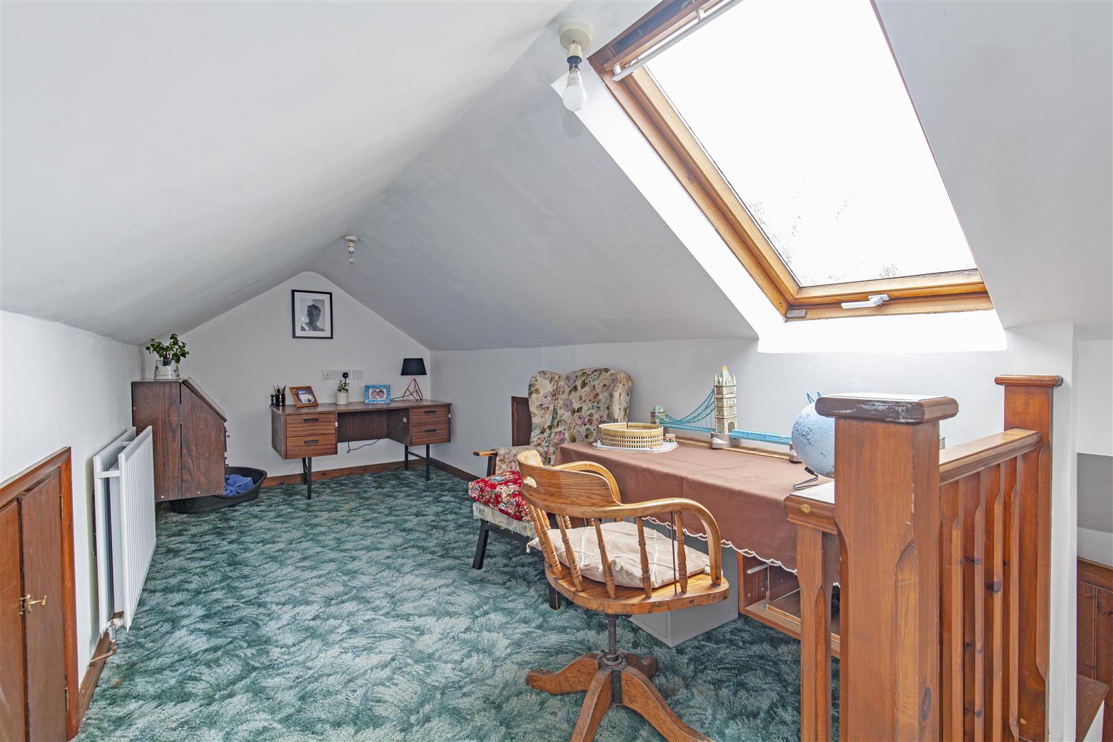 Field Cottage, 3 Bank View, Tideswell, SK17 8LU