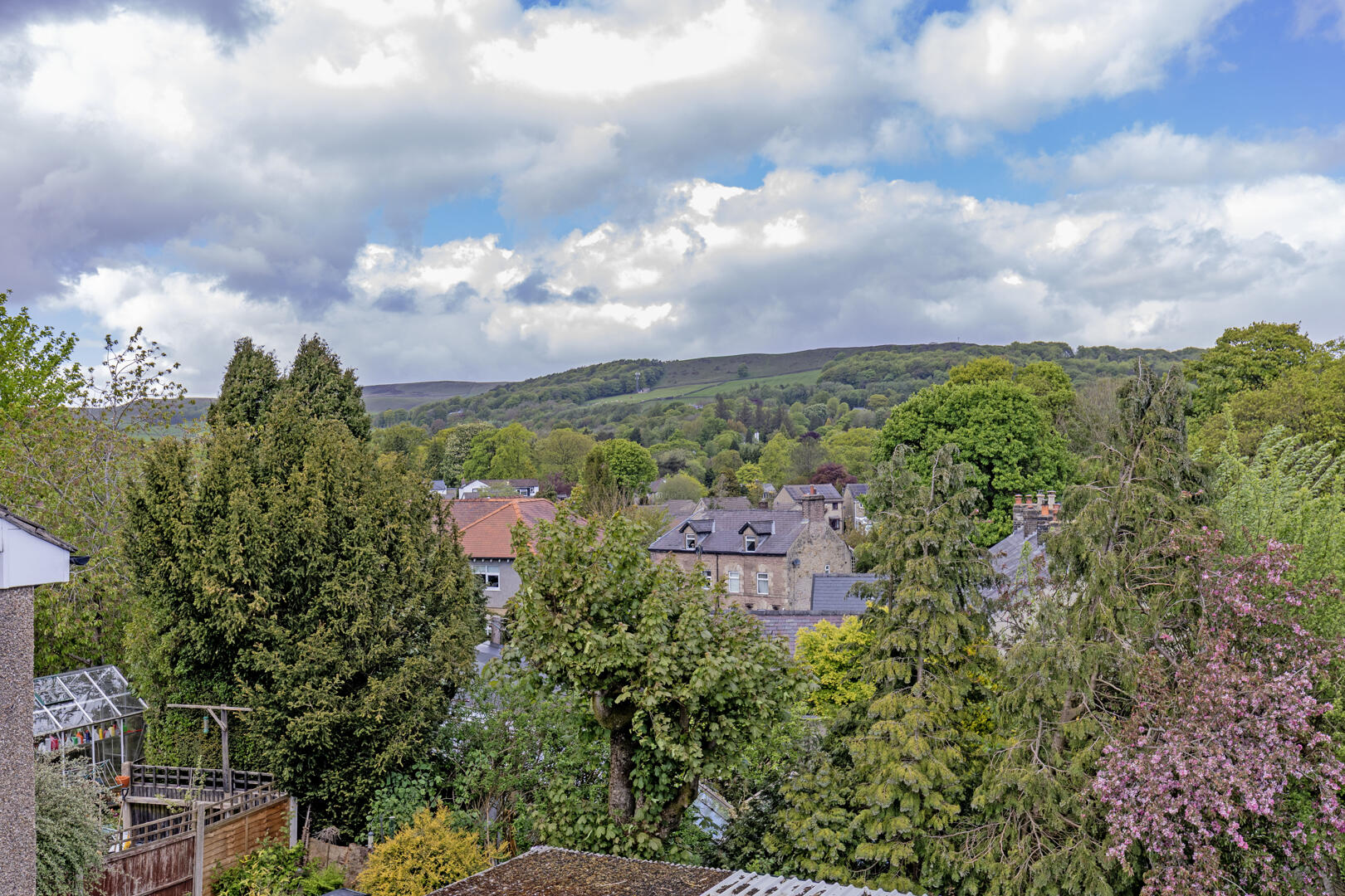 32, Dovedale Crescent, Buxton, SK17 9BH