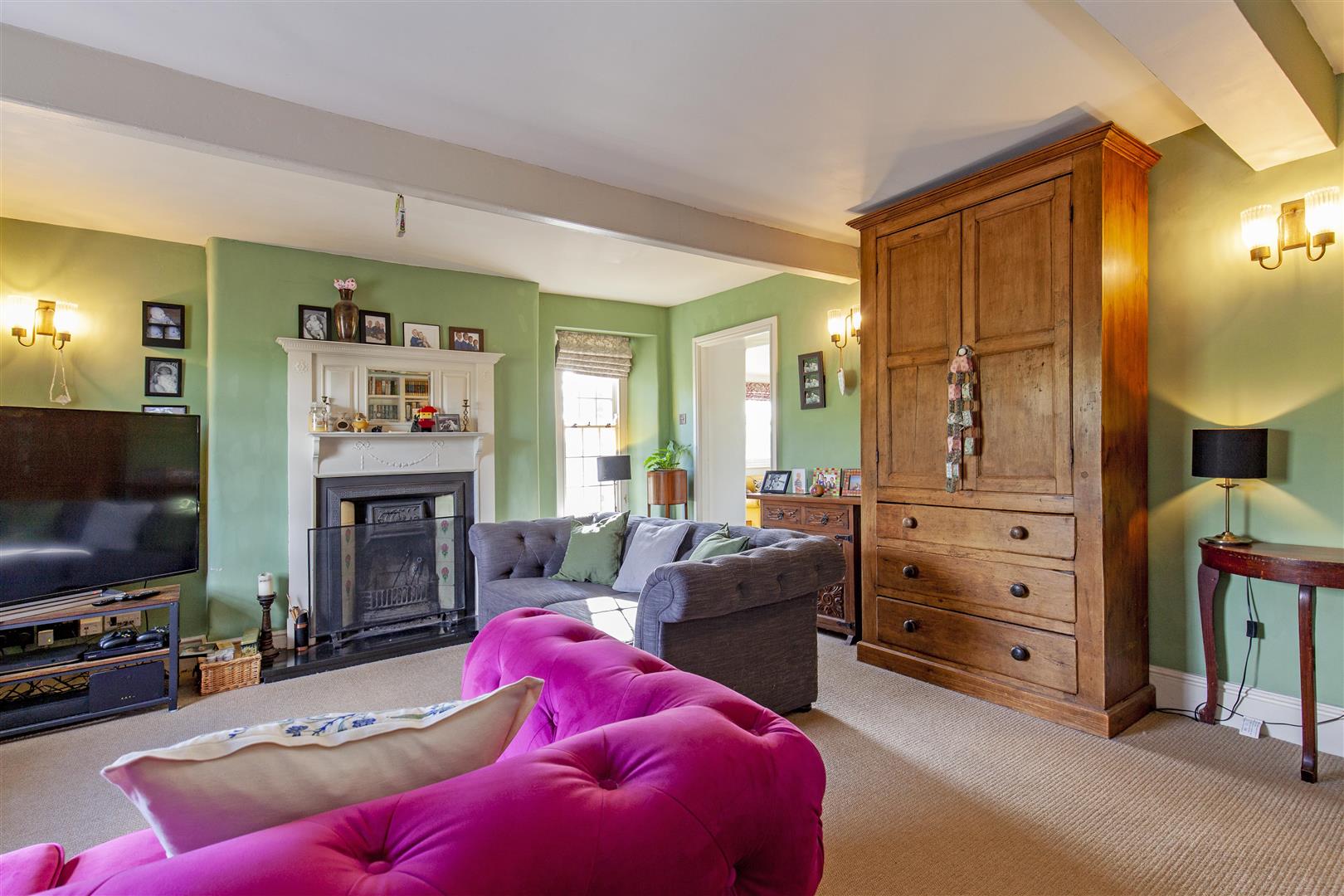 1, New Houses, Bottomhill Road, Cressbrook, SK17 8ST