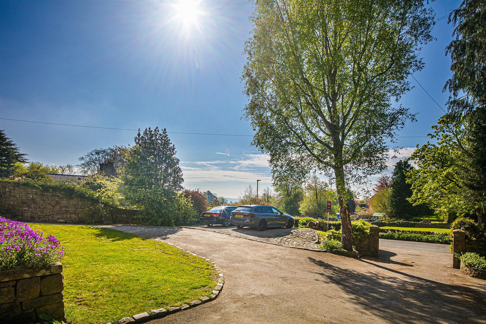Cluden Bank, Main Street, Great Longstone, DE45 1TF