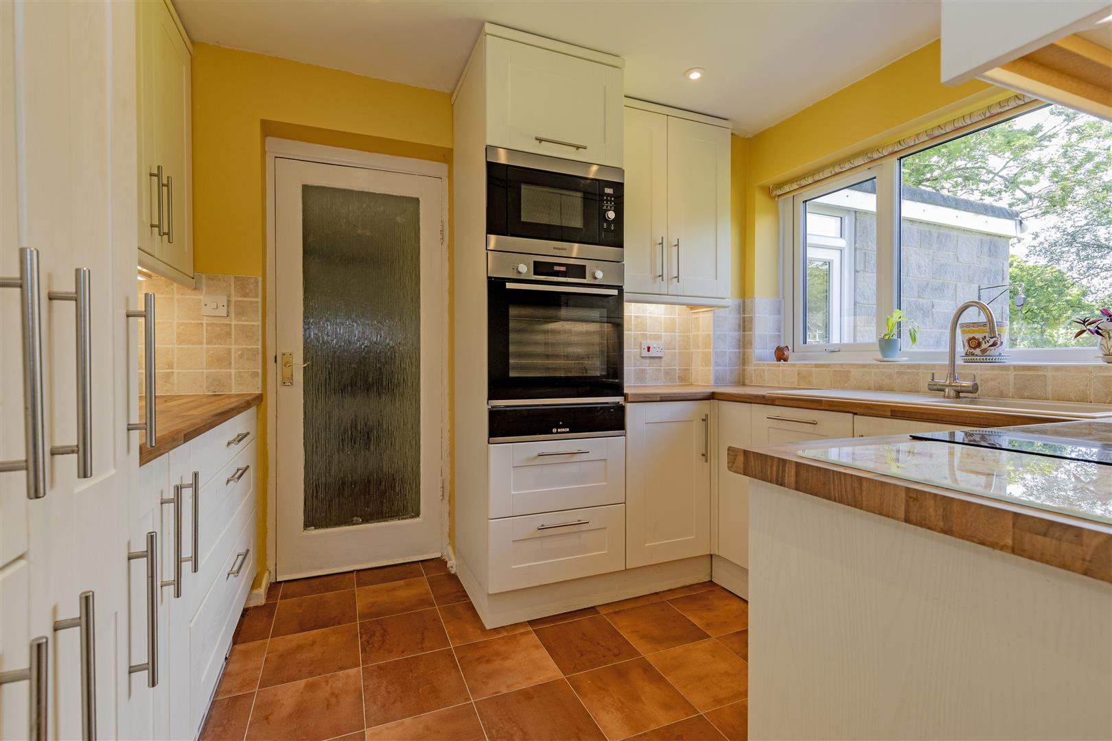 27, Castle Mount Crescent, Bakewell, DE45 1AT