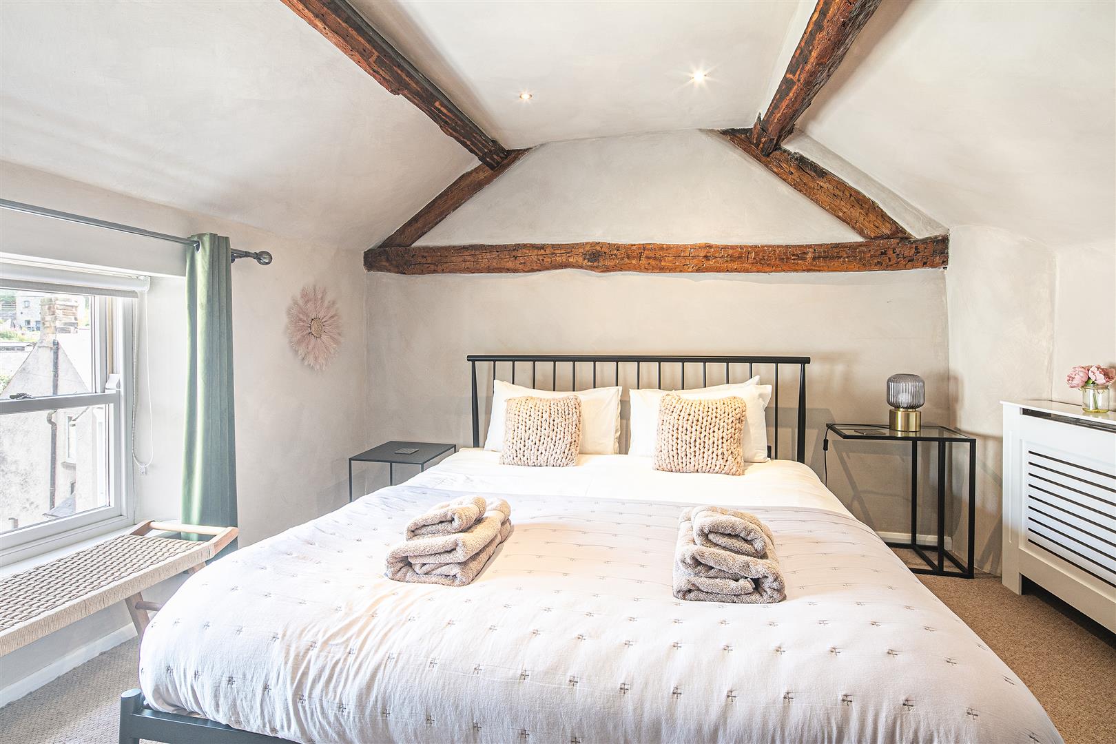 Cobblers Cottage, High Street, Tideswell, SK17 8LB