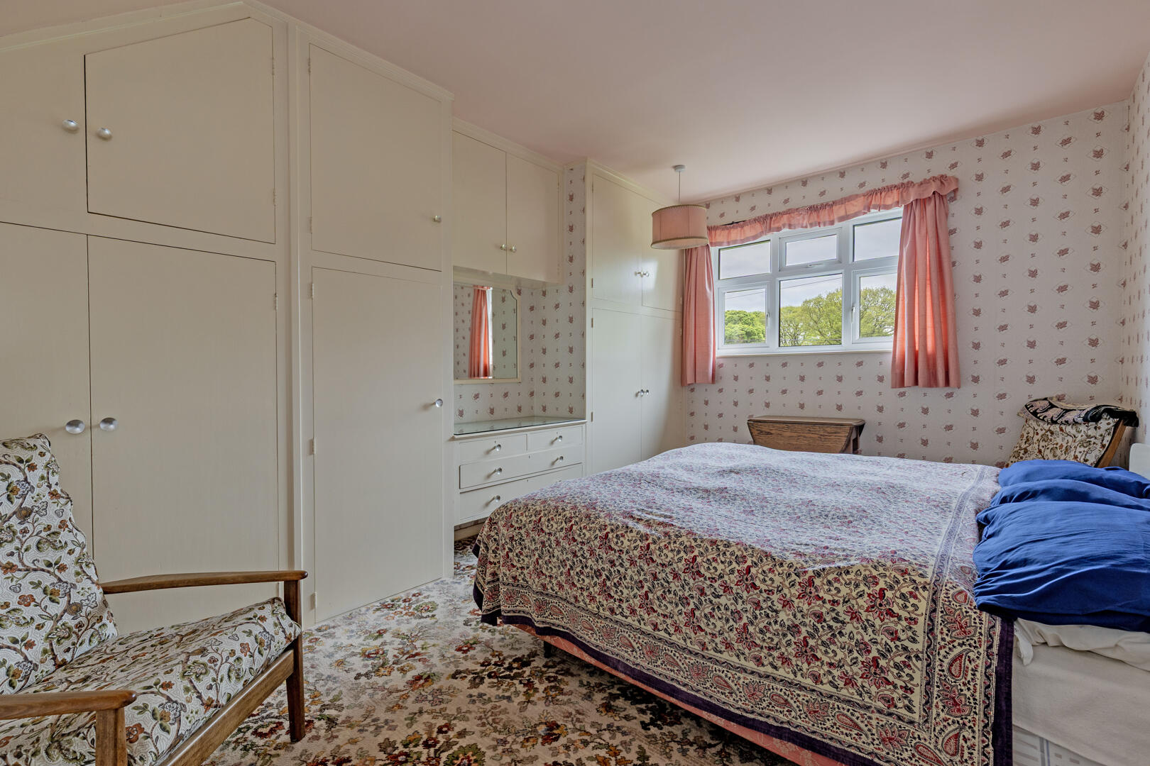 Daleway, Butts Road, Great Longstone, DE45 1UB