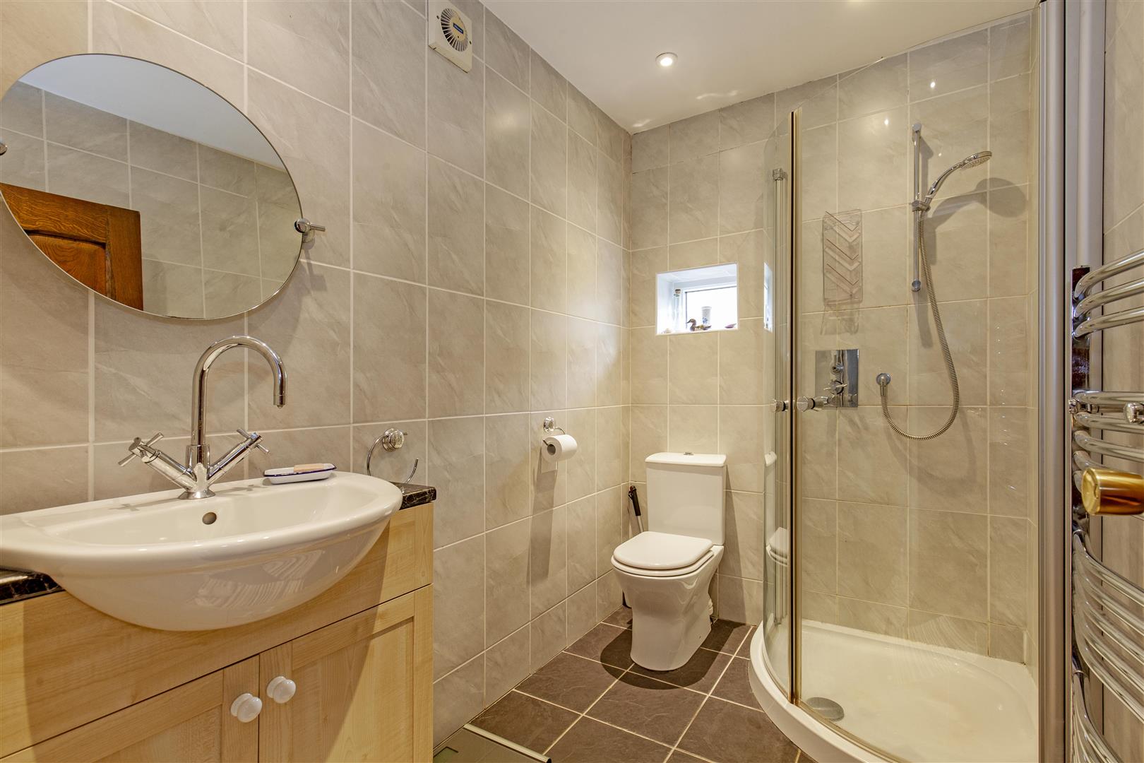 Douglas Lodge, Wardlow, Buxton, Derbyshire, SK17 8RP