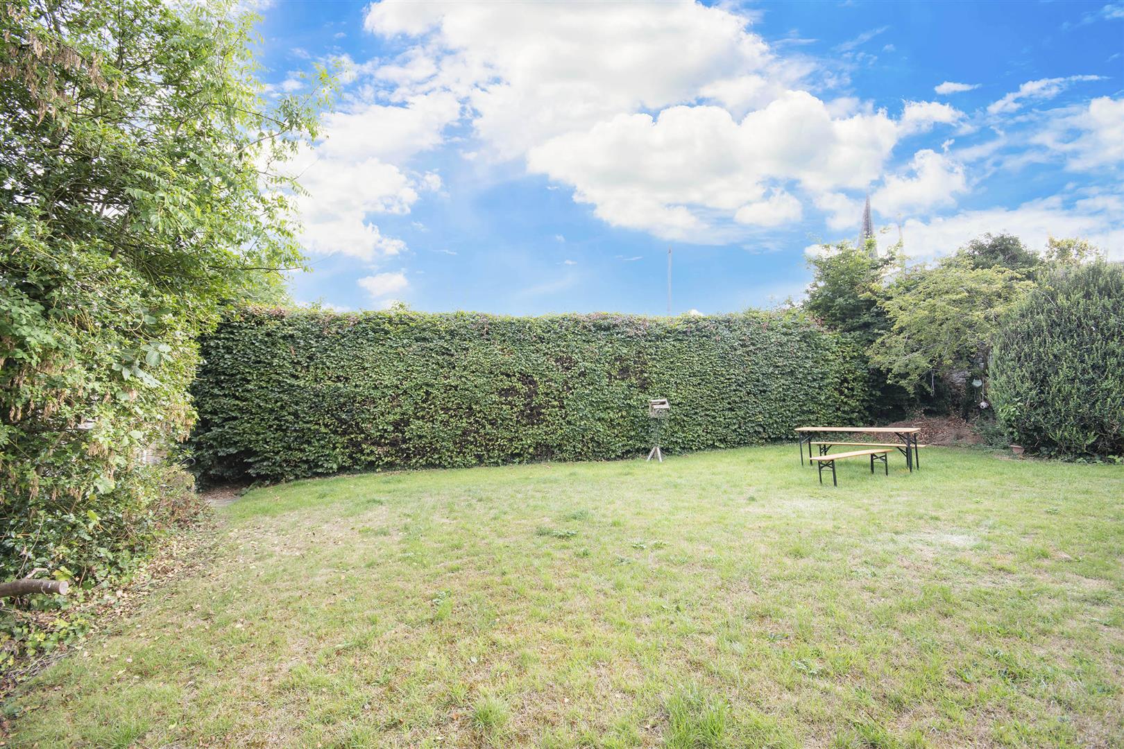 Flat 6 Regency House, Buxton Road, Bakewell, DE45 1BZ