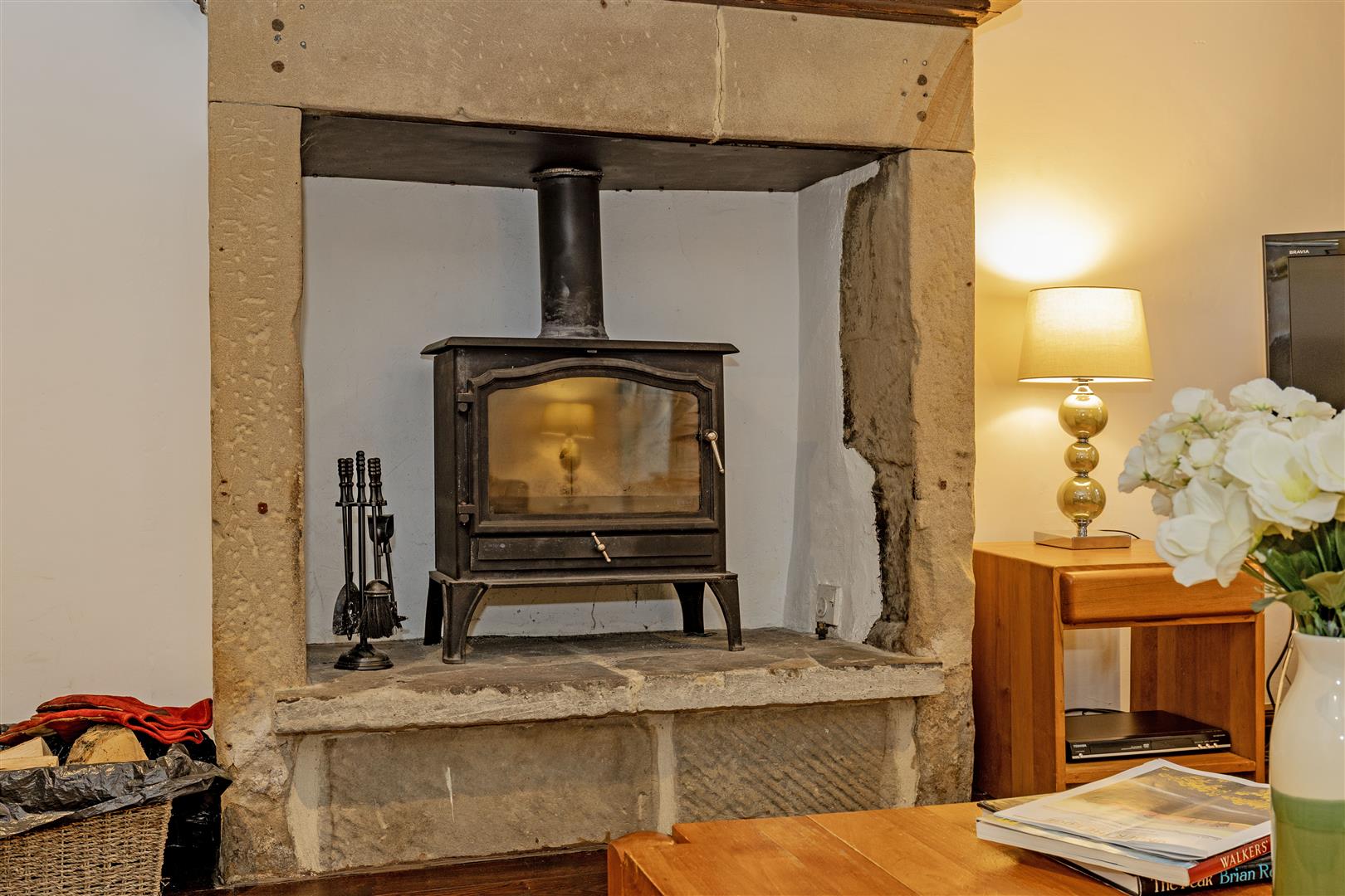 1 Harrow Cottage, Main Street, Great Longstone, DE45 1TA