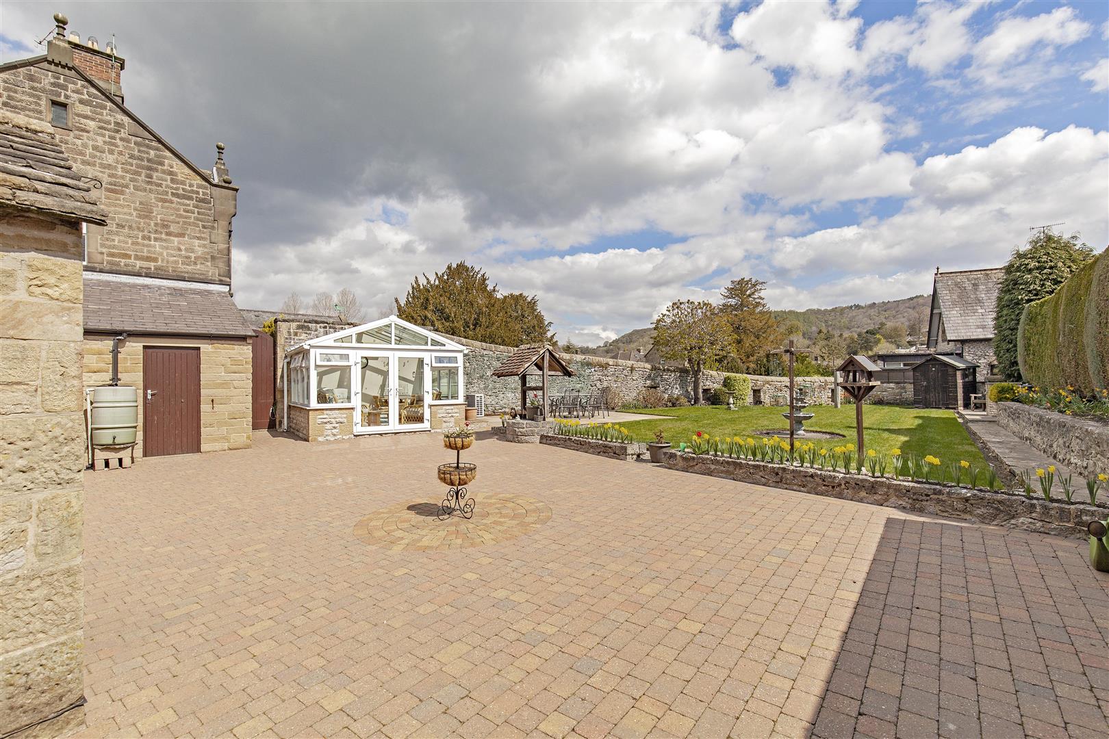 Ferndale, Arkwright Square, Buxton Road, Bakewell, DE45 1DA