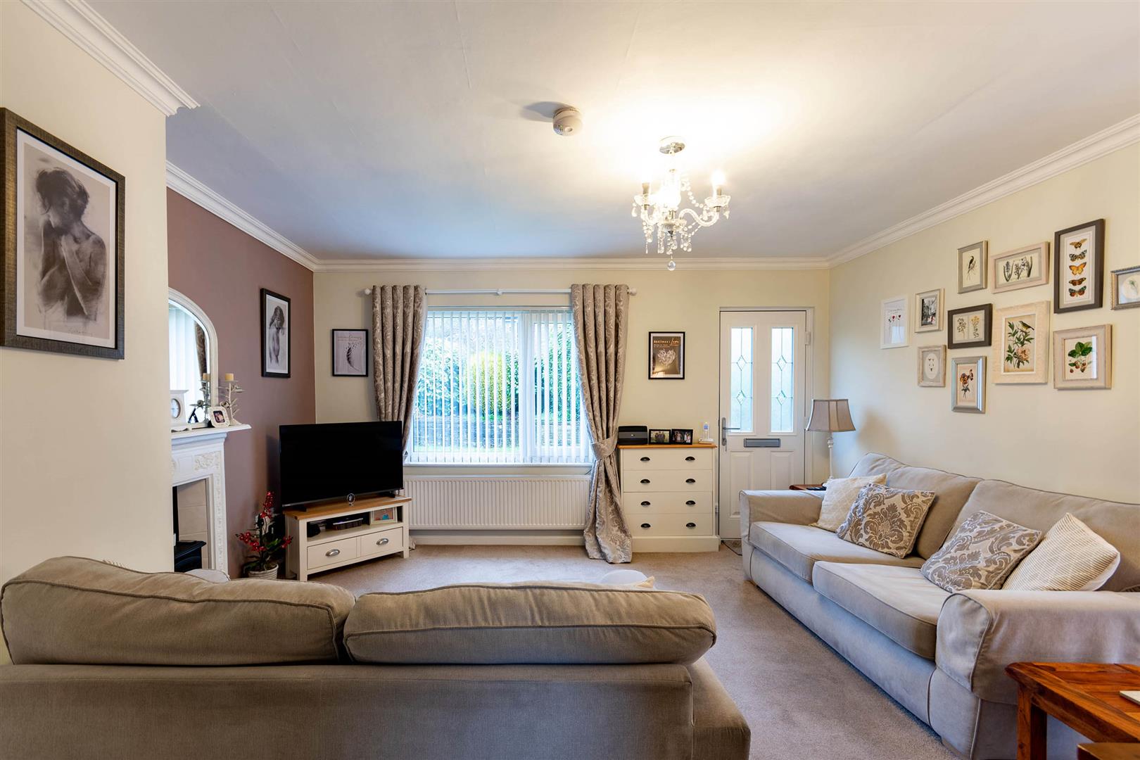 6, Hawksley Drive, Darley Dale, DE4 2HL