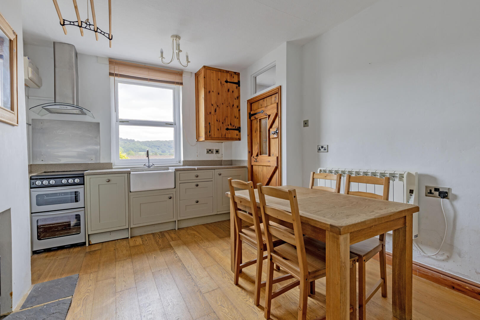 3, Rock Terrace, Bakewell, DE45 1DJ