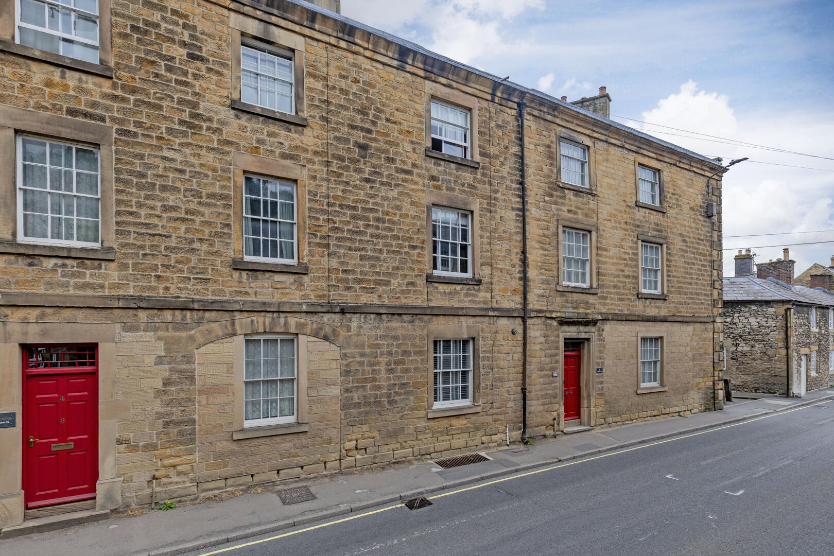 2 Milford Court, Buxton Road, Bakewell, DE45 1BW