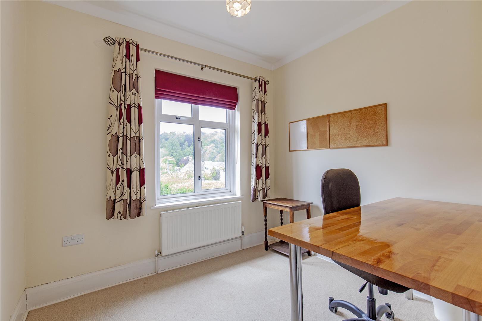 Marcroft, Haddon Road, Bakewell, DE45 1EP