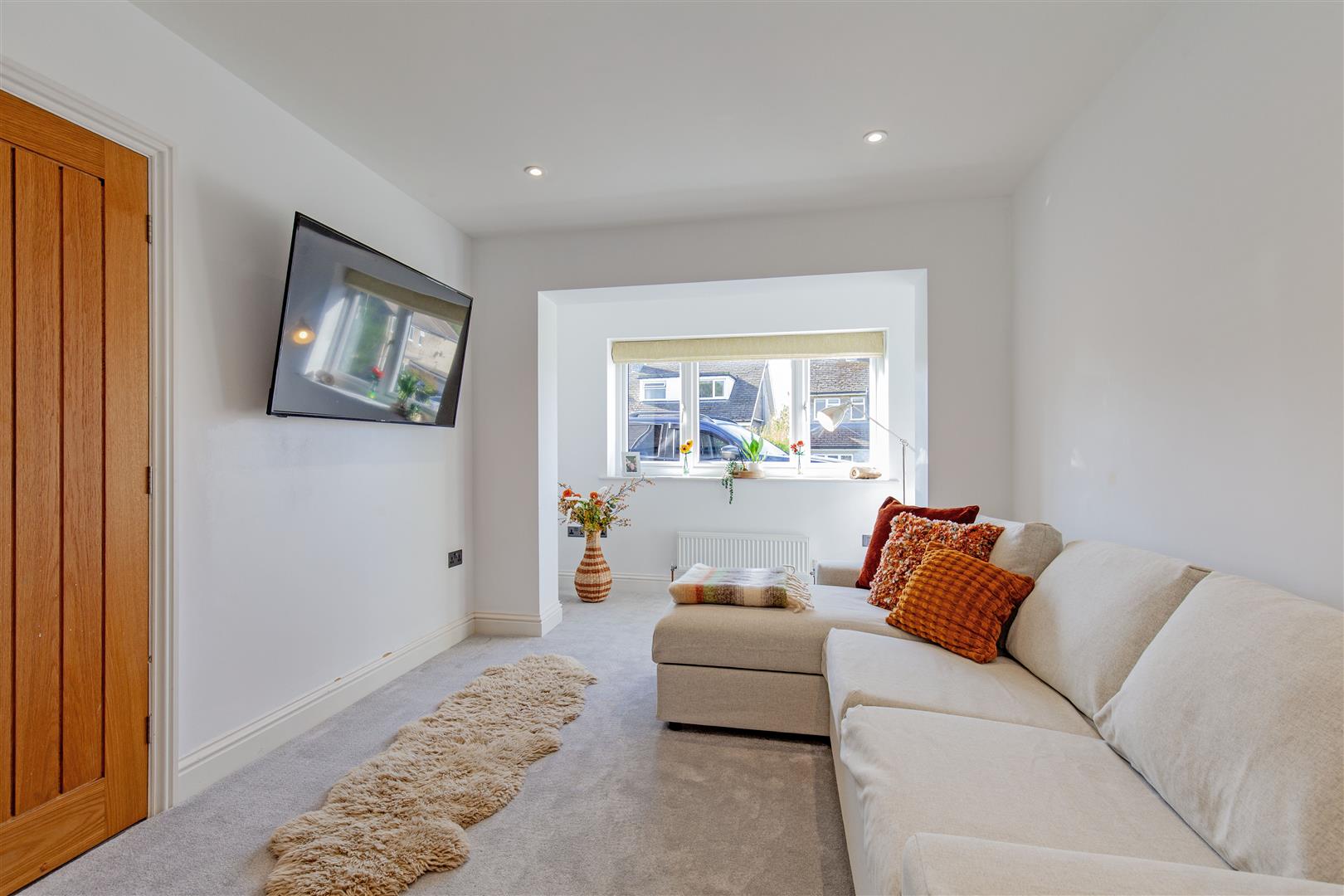 7, Aldern Way, Bakewell, Derbyshire, DE45 1AJ