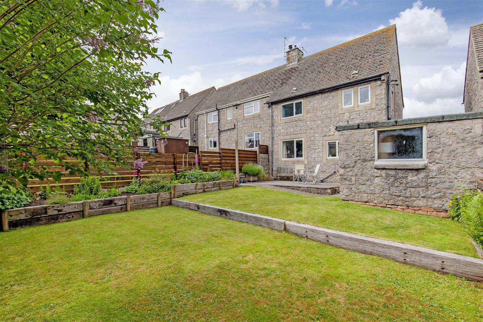 60, Pinfold Road, Tideswell, Buxton, Derbyshire, SK17 8PN