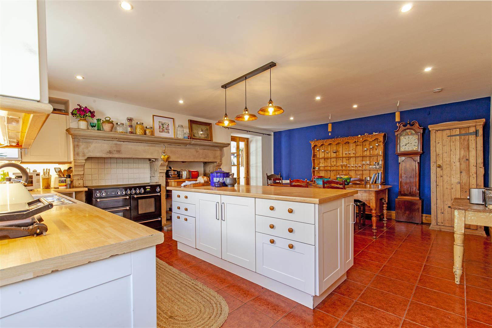 Dakins House, Main Street, Taddington, SK17 9TU