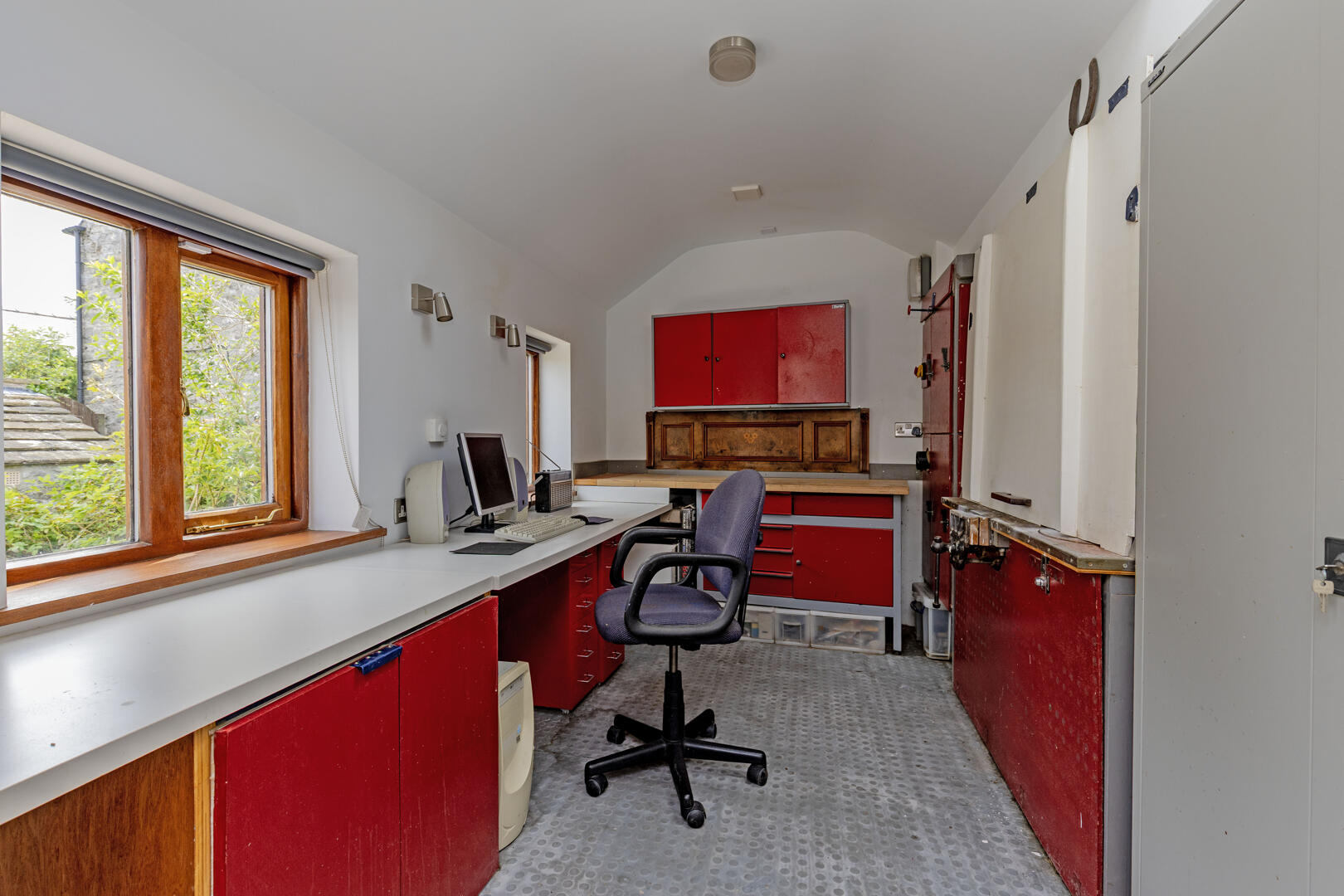Stone Cottage, Sunny Bank, Great Longstone, DE45 1TL