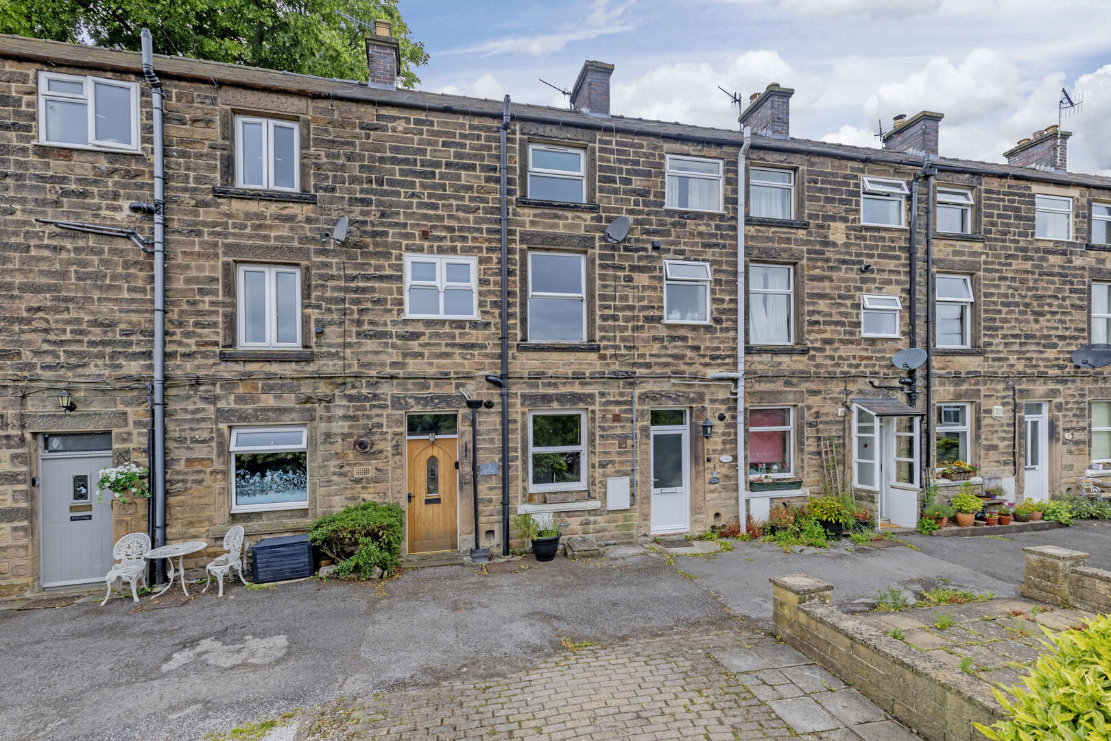 3, Rock Terrace, Bakewell, DE45 1DJ