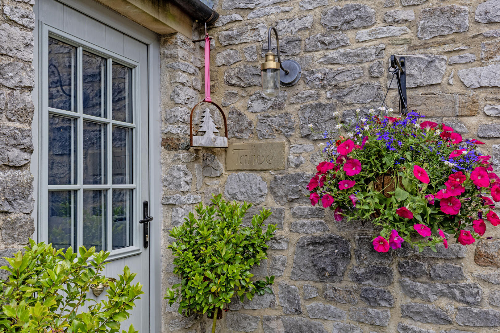 Tahoe, Lower Terrace Road, Tideswell, Buxton, SK17 8LX