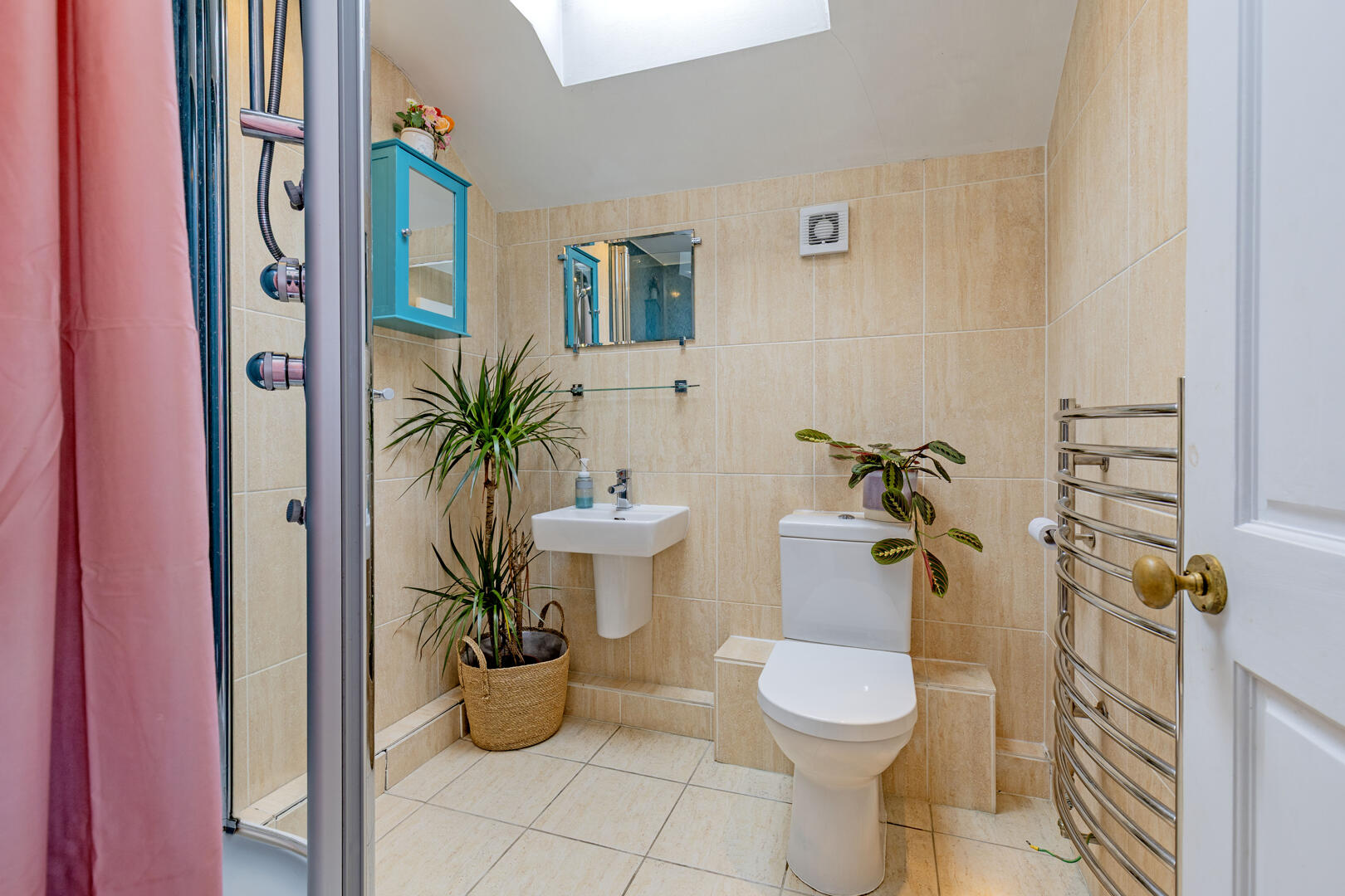 Moorfield, Alma Road, Tideswell, SK17 8ND