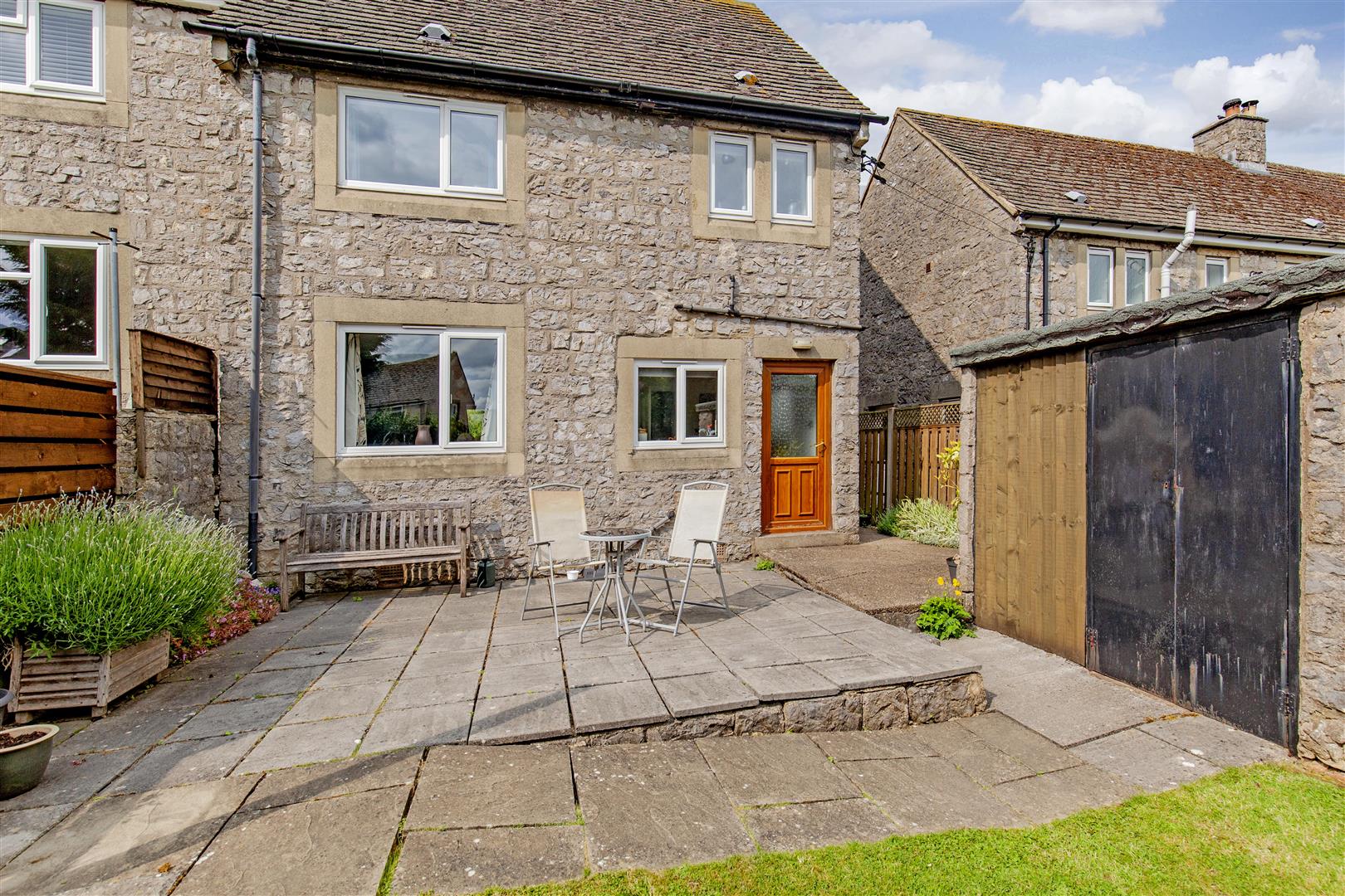 60, Pinfold Road, Tideswell, Buxton, Derbyshire, SK17 8PN