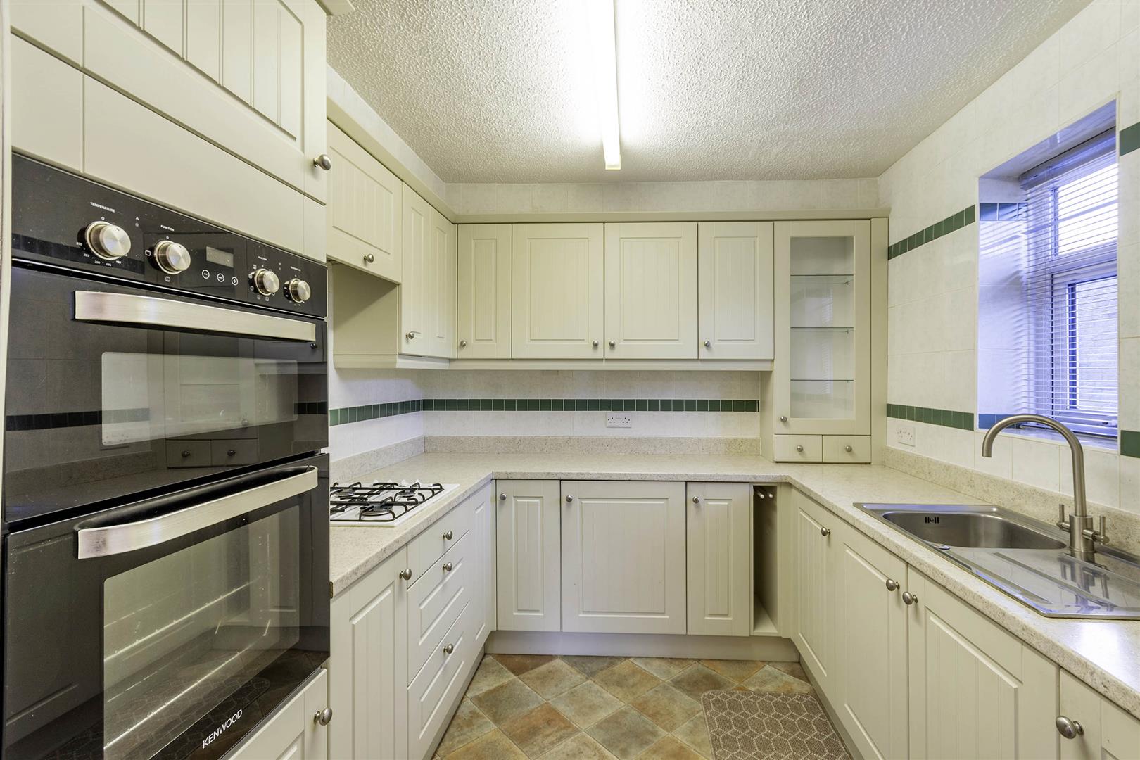 12, Wyedale Crescent, Bakewell, DE45 1BE