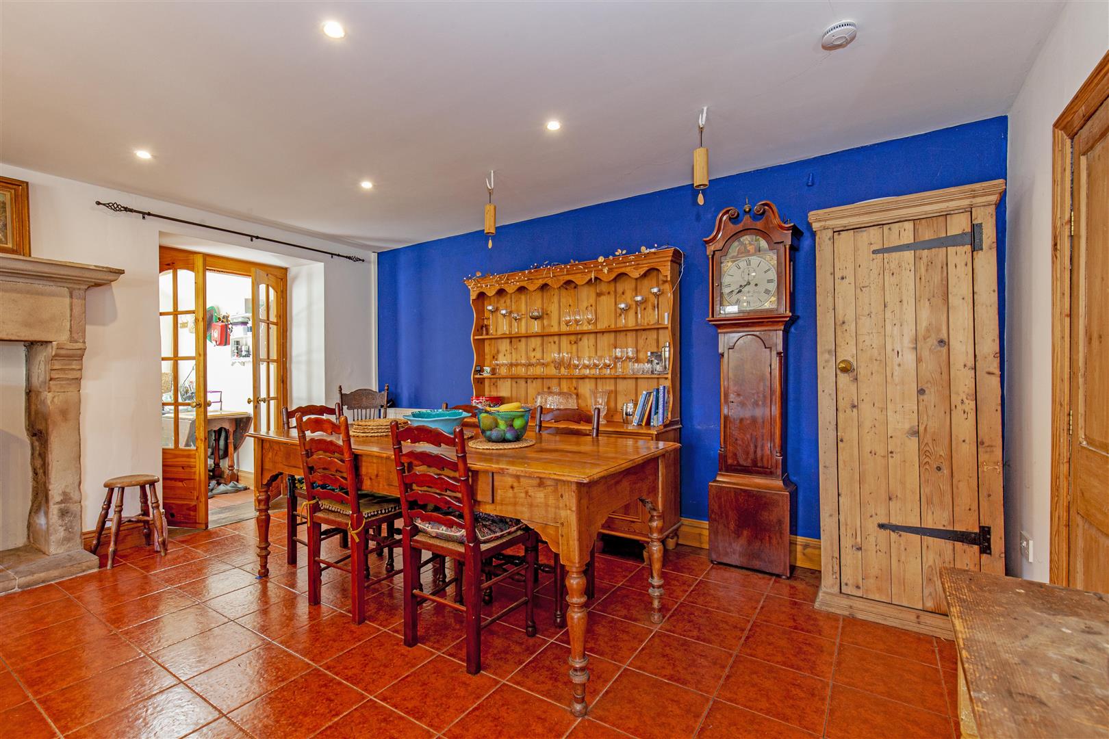 Dakins House, Main Street, Taddington, SK17 9TU